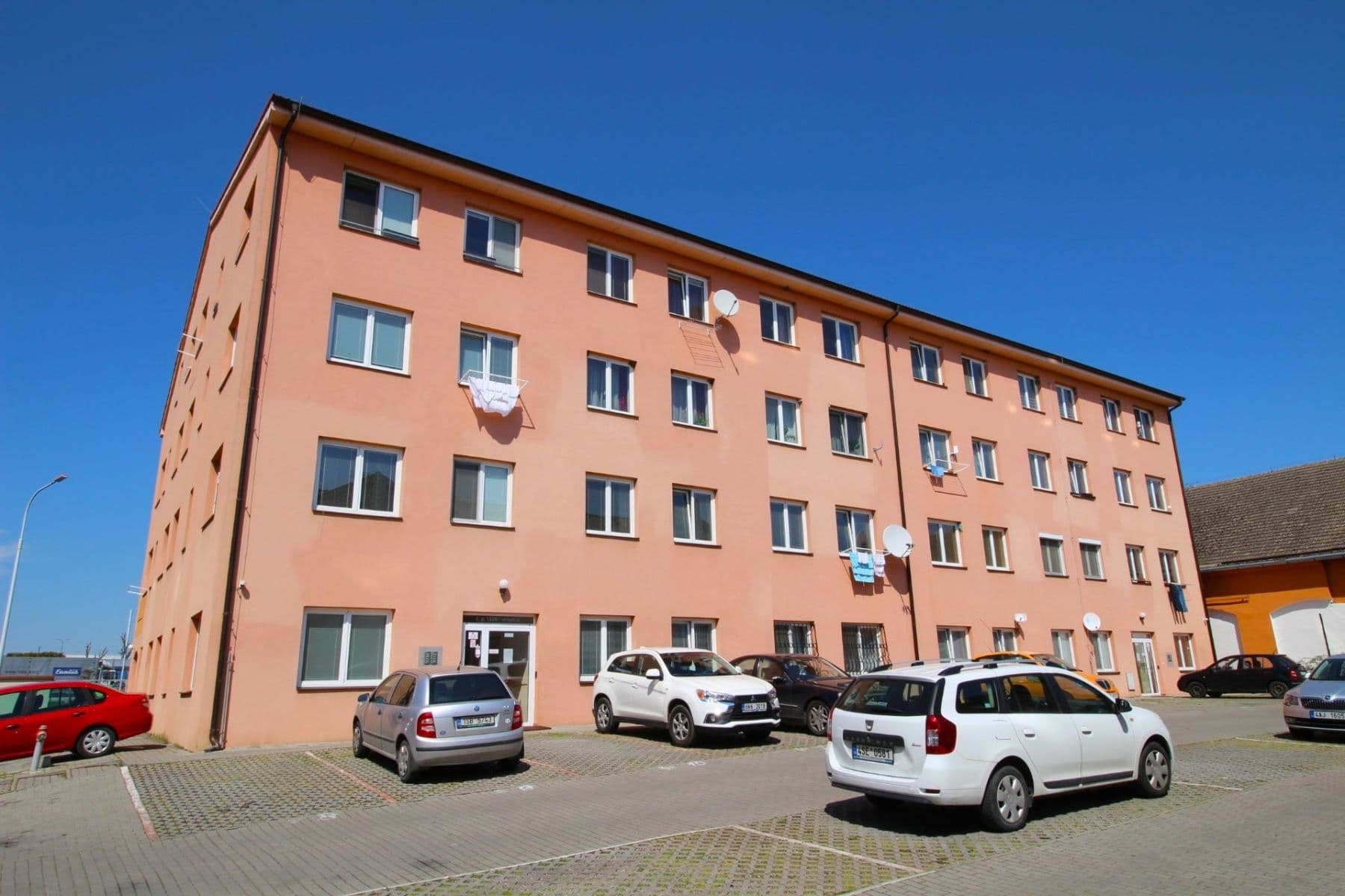 Prenájom bytu 2-izbový 41 m², Komenského, Šestajovice, Středočeský kraj Prenájom bytu 2-izbový 41 m², Komenského, Šestajovice, Středočeský kraj