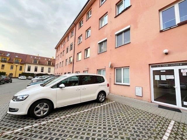 Prenájom bytu 2-izbový 41 m², Komenského, Šestajovice, Středočeský kraj Prenájom bytu 2-izbový 41 m², Komenského, Šestajovice, Středočeský kraj