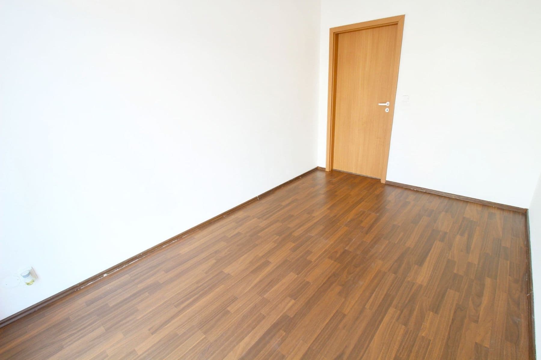 Prenájom bytu 2-izbový 41 m², Komenského, Šestajovice, Středočeský kraj Prenájom bytu 2-izbový 41 m², Komenského, Šestajovice, Středočeský kraj