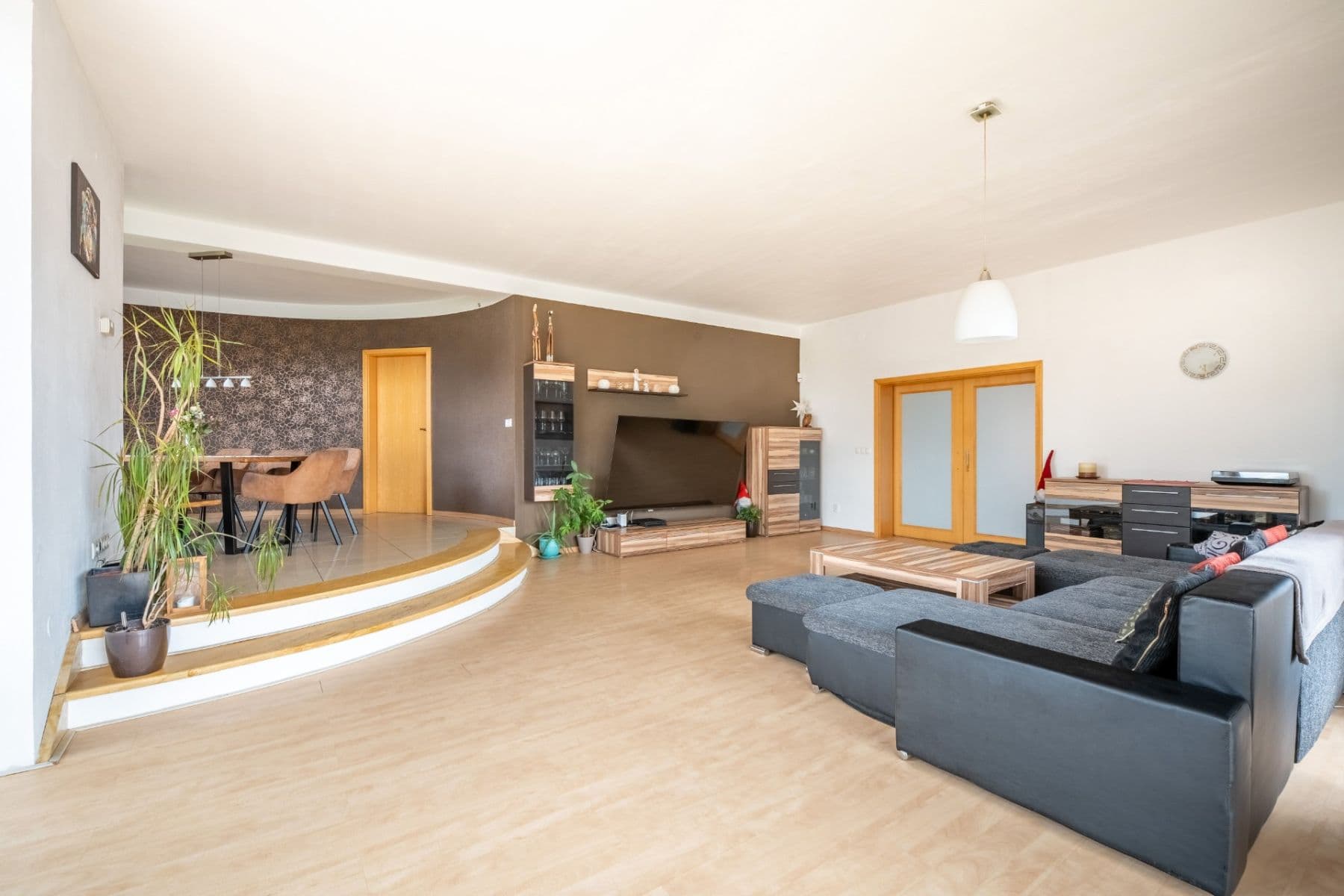 Predaj domu 224 m², pozemek 1.691 m², Tasovice, Jihomoravský kraj Predaj domu 224 m², pozemek 1.691 m², Tasovice, Jihomoravský kraj