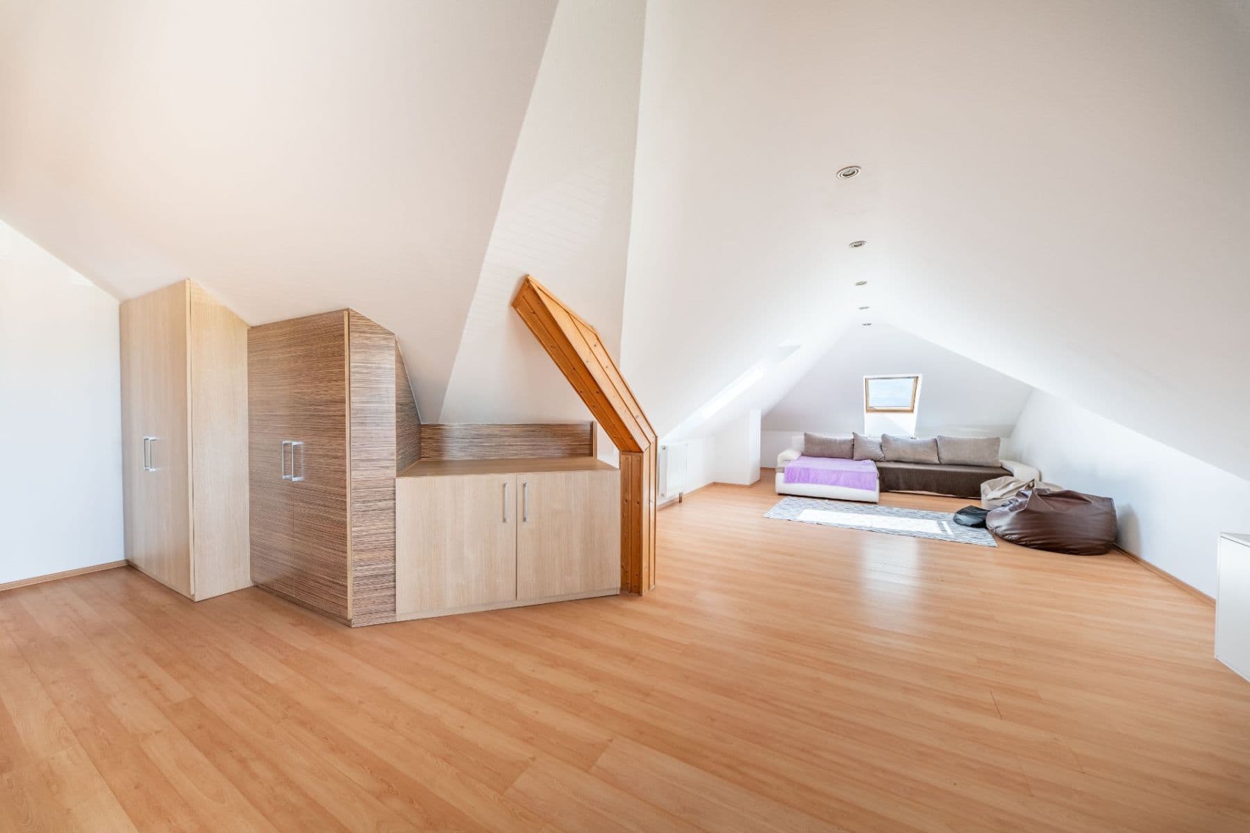 Predaj domu 224 m², pozemek 1.691 m², Tasovice, Jihomoravský kraj Predaj domu 224 m², pozemek 1.691 m², Tasovice, Jihomoravský kraj