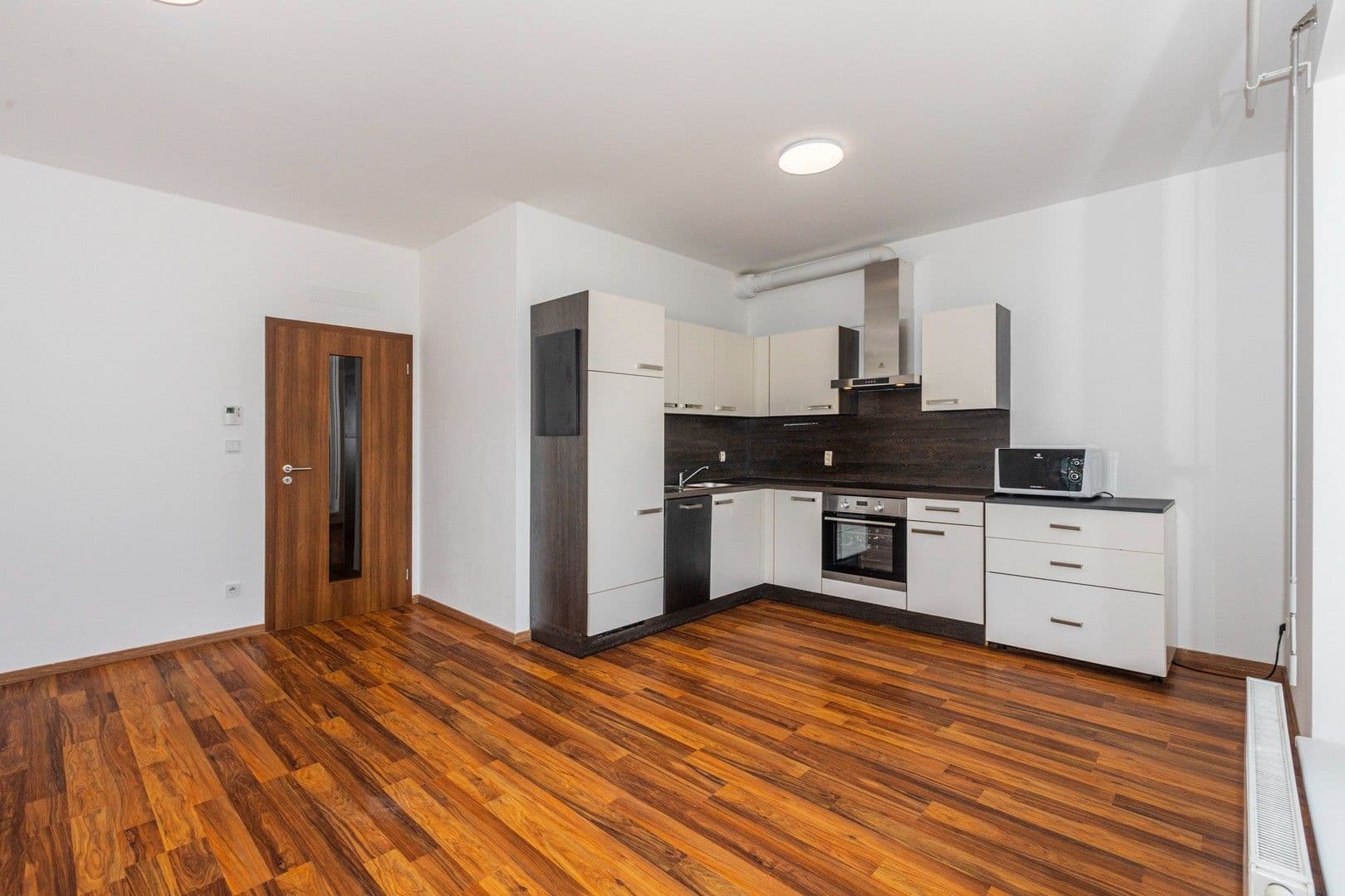 Prenájom bytu 2-izbový 50 m², Počernická, Praha, Praha Prenájom bytu 2-izbový 50 m², Počernická, Praha, Praha