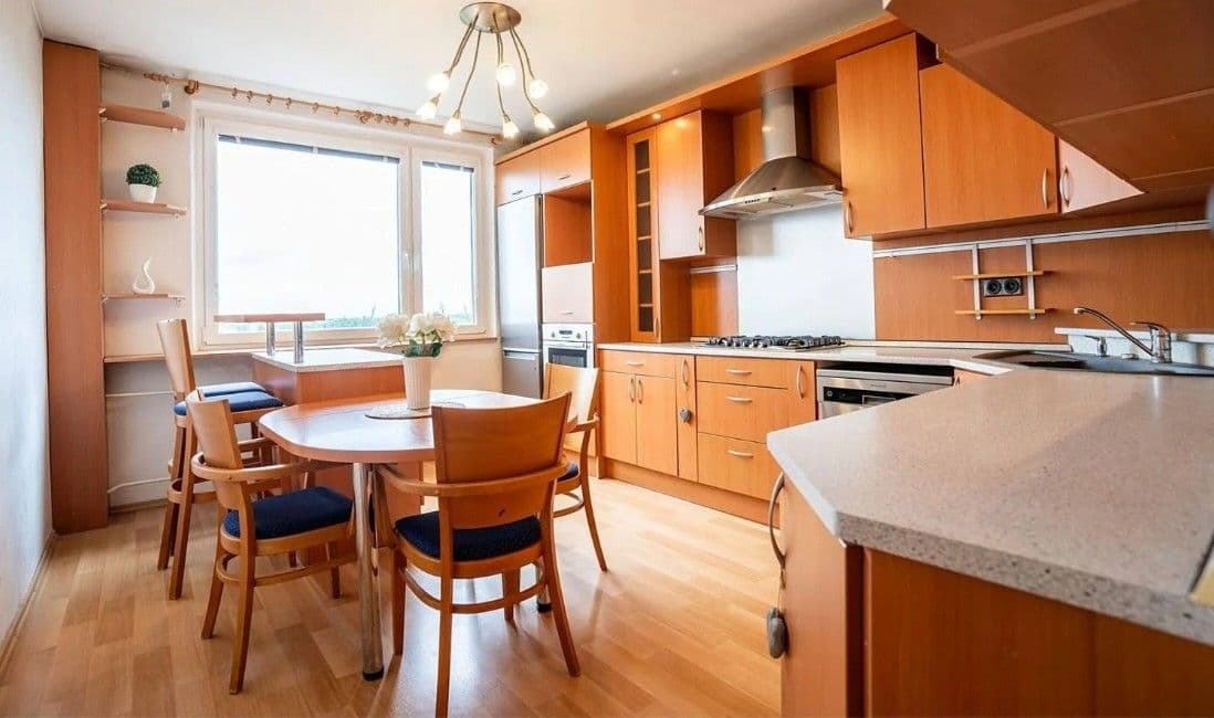 Predaj bytu 2-izbový 75 m², Spojenecká, Trutnov, Královéhradecký kraj Predaj bytu 2-izbový 75 m², Spojenecká, Trutnov, Královéhradecký kraj