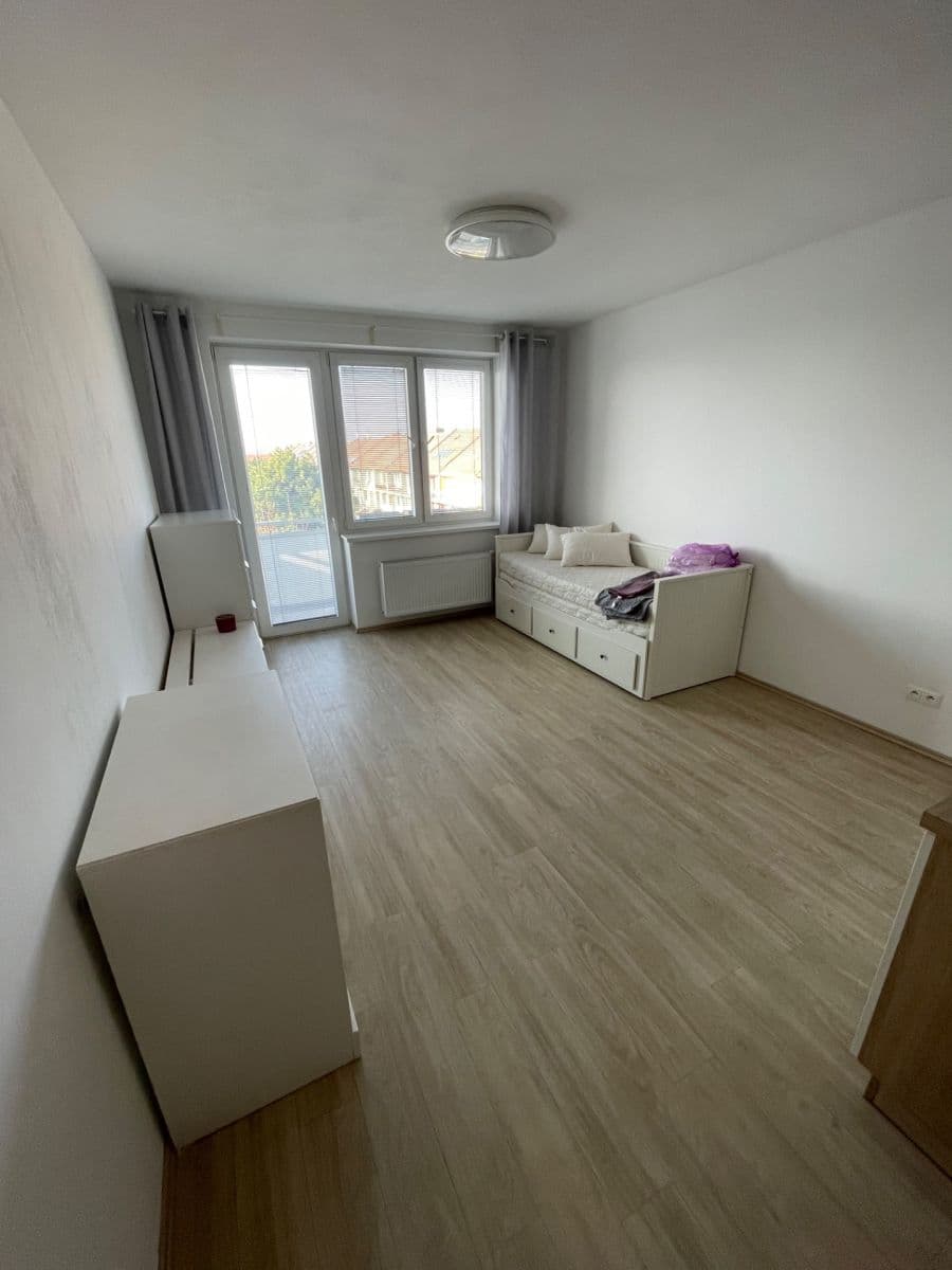 Prenájom bytu 2-izbový 51 m², Zelnice II, Slavkov u Brna, Jihomoravský kraj Prenájom bytu 2-izbový 51 m², Zelnice II, Slavkov u Brna, Jihomoravský kraj
