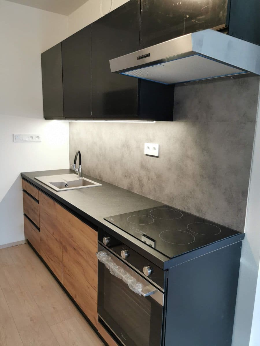 Prenájom bytu 2-izbový 44 m², Františka Diviše, Praha, Praha Prenájom bytu 2-izbový 44 m², Františka Diviše, Praha, Praha