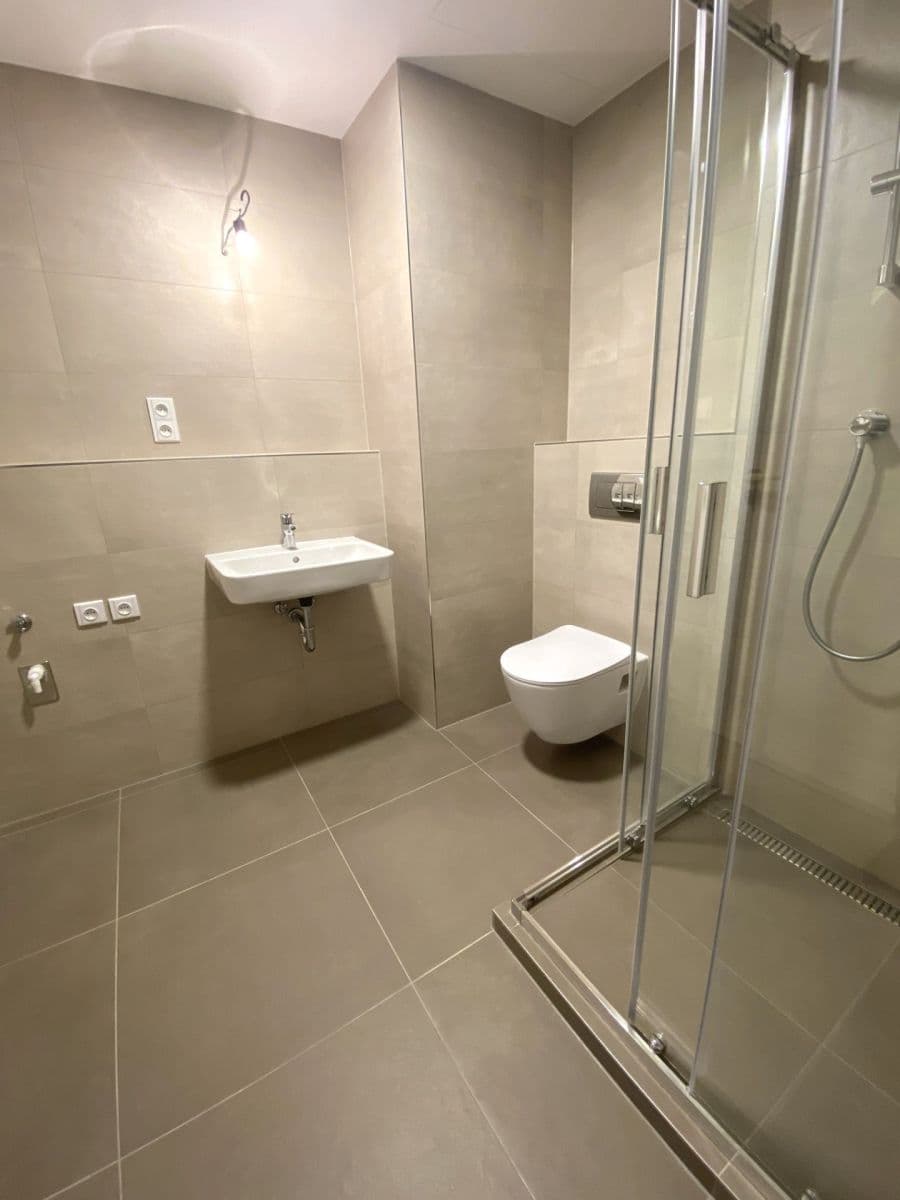 Prenájom bytu 1-izbový 31 m², Nebřenická, Praha, Praha Prenájom bytu 1-izbový 31 m², Nebřenická, Praha, Praha