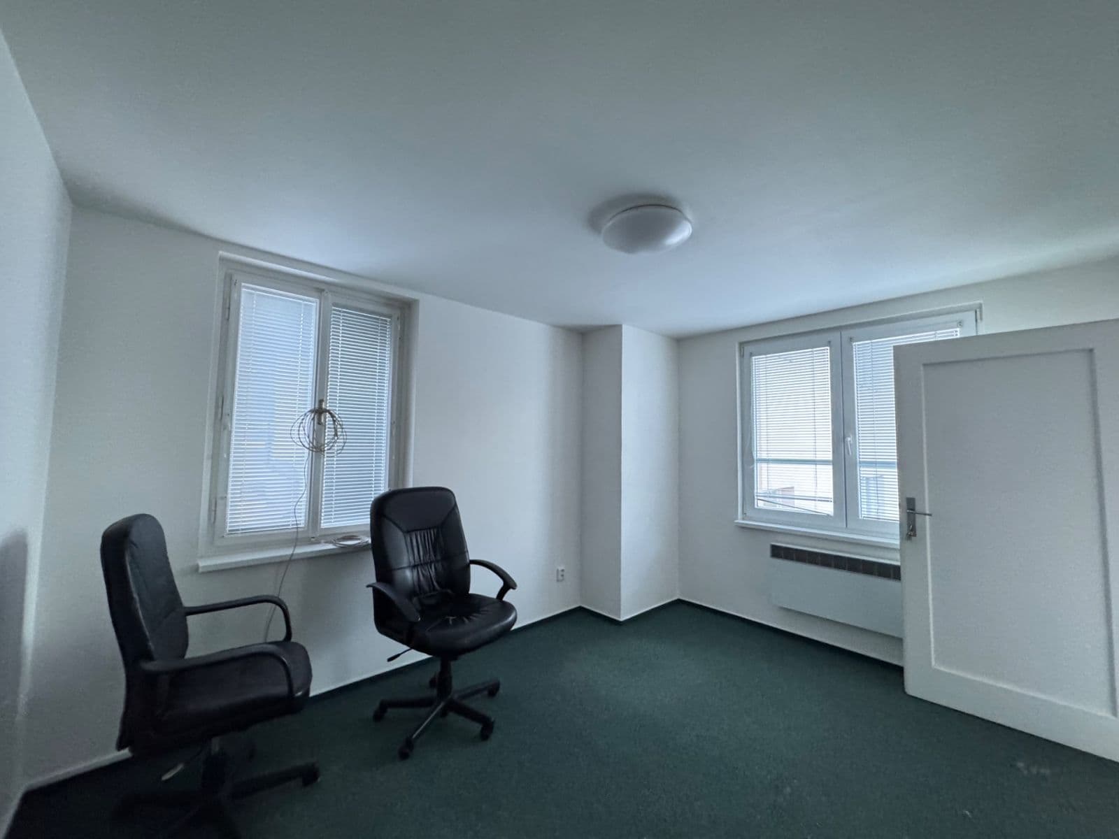 Prenájom kancelárie 14 m², Komenského, Nové Město nad Metují, Královéhradecký kraj Prenájom kancelárie 14 m², Komenského, Nové Město nad Metují, Královéhradecký kraj