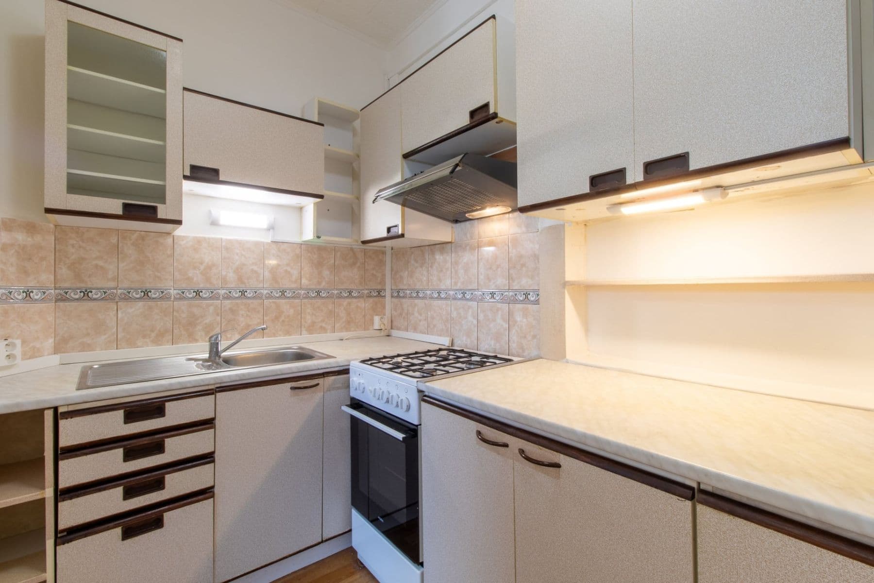 Prenájom bytu 2-izbový 50 m², Levá, Praha, Praha Prenájom bytu 2-izbový 50 m², Levá, Praha, Praha