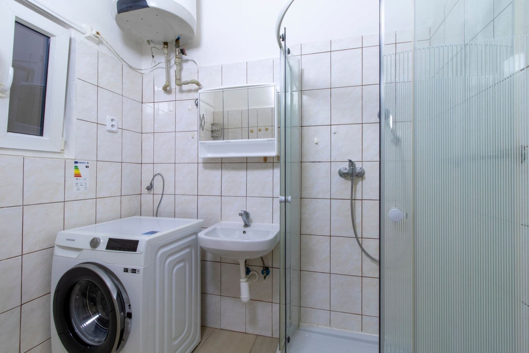 Prenájom bytu 2-izbový 50 m², Levá, Praha, Praha Prenájom bytu 2-izbový 50 m², Levá, Praha, Praha