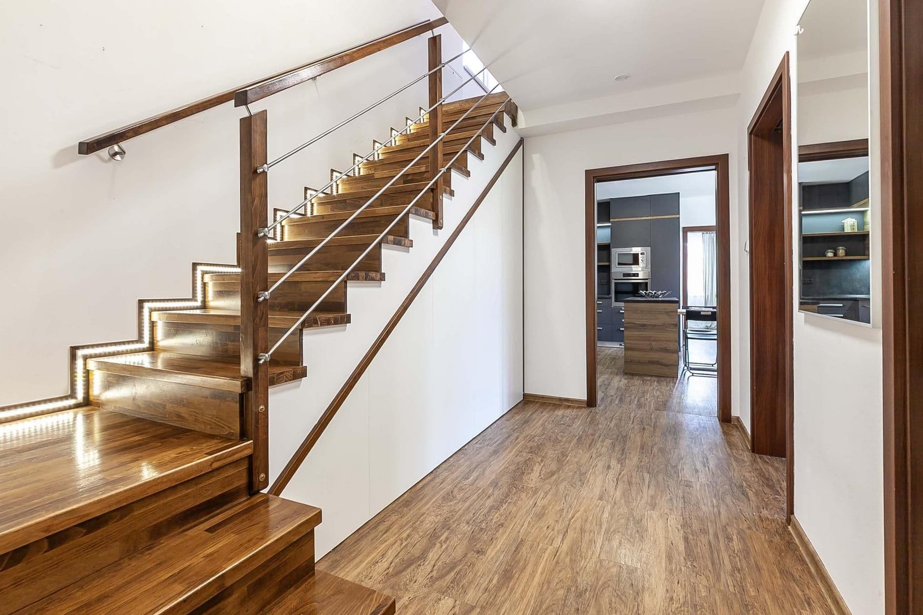 Predaj domu 134 m², pozemek 249 m², Přemysla Oráče, Všetaty, Středočeský kraj Predaj domu 134 m², pozemek 249 m², Přemysla Oráče, Všetaty, Středočeský kraj
