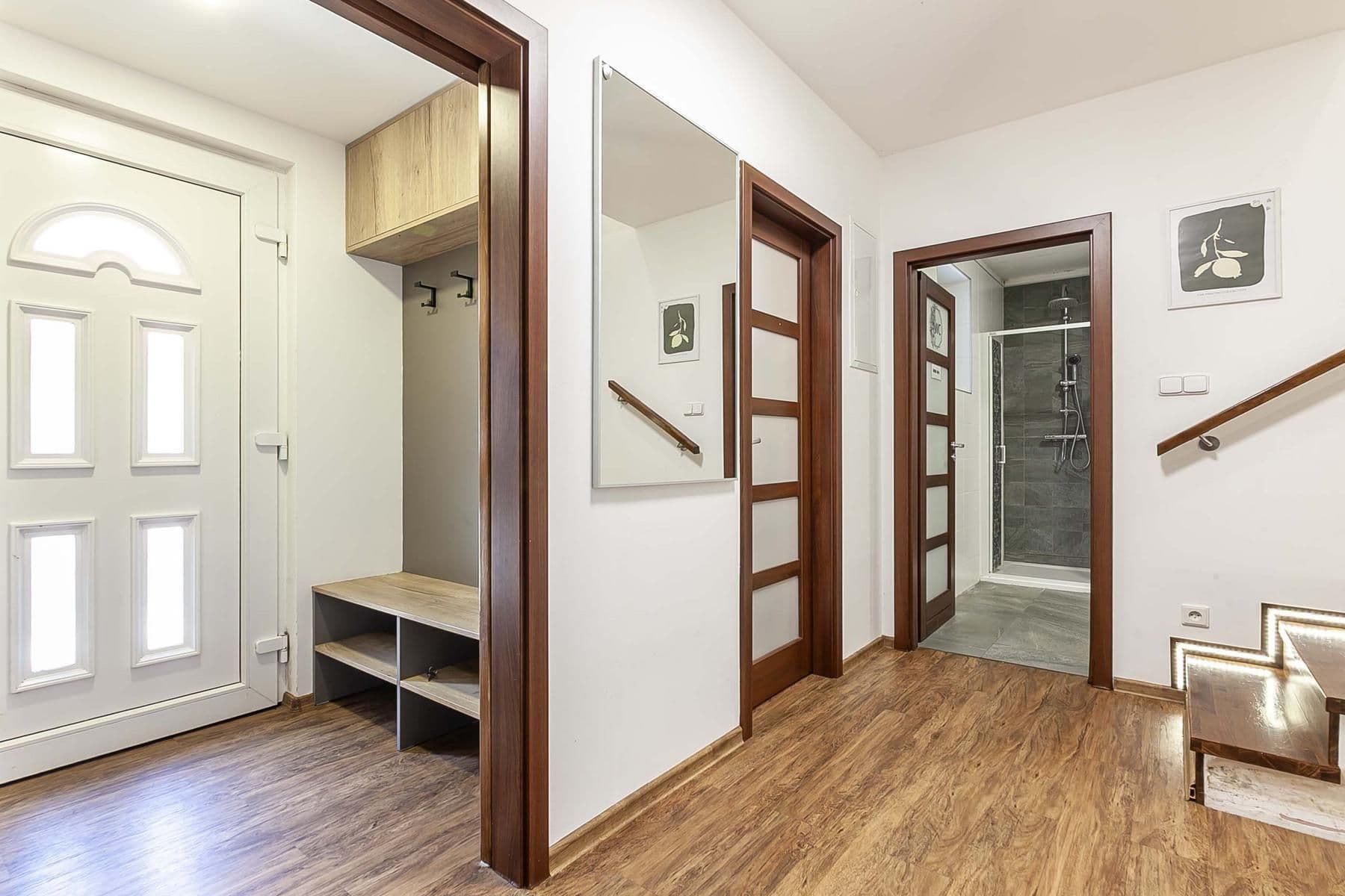 Predaj domu 134 m², pozemek 249 m², Přemysla Oráče, Všetaty, Středočeský kraj Predaj domu 134 m², pozemek 249 m², Přemysla Oráče, Všetaty, Středočeský kraj