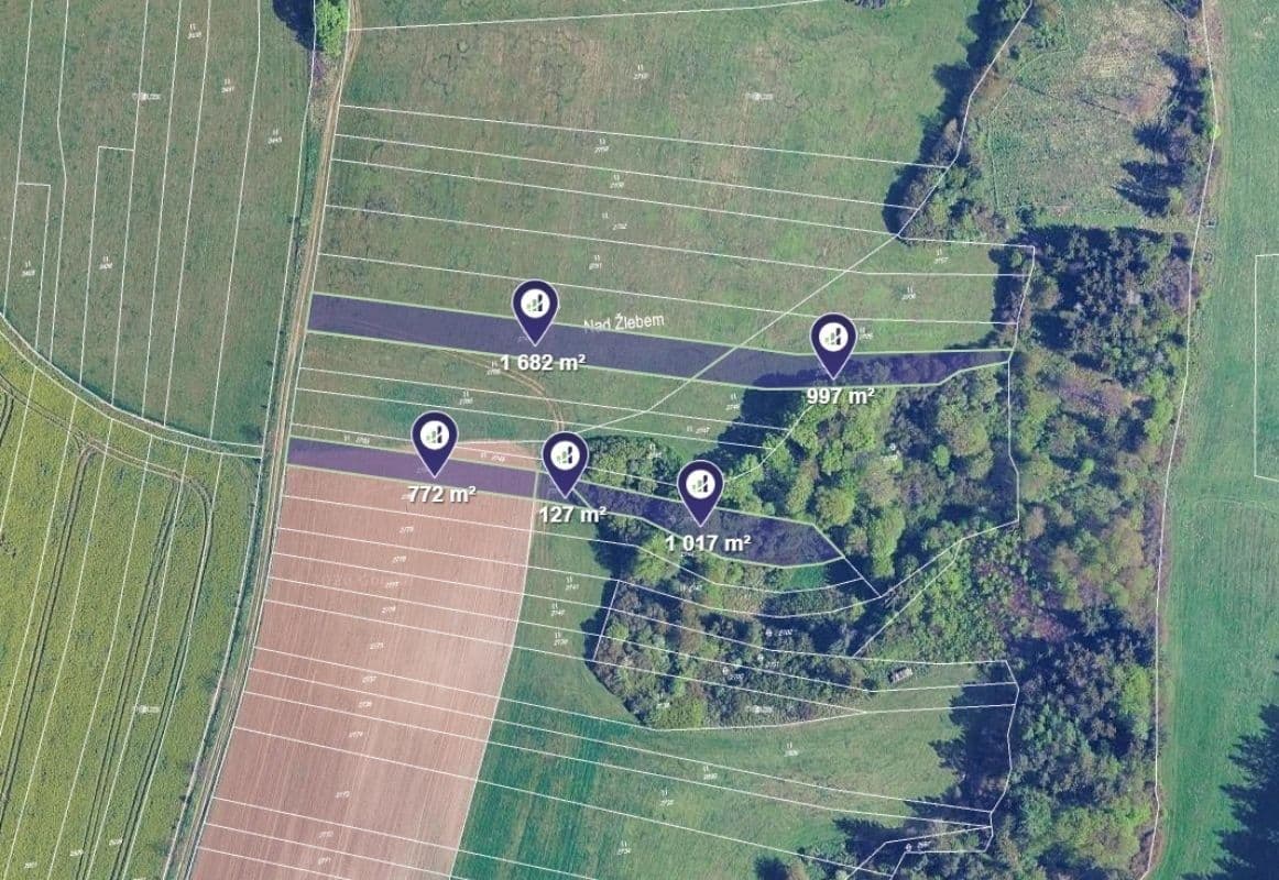 Predaj pozemku 5.599 m², Ostrov u Macochy, Jihomoravský kraj Predaj pozemku 5.599 m², Ostrov u Macochy, Jihomoravský kraj