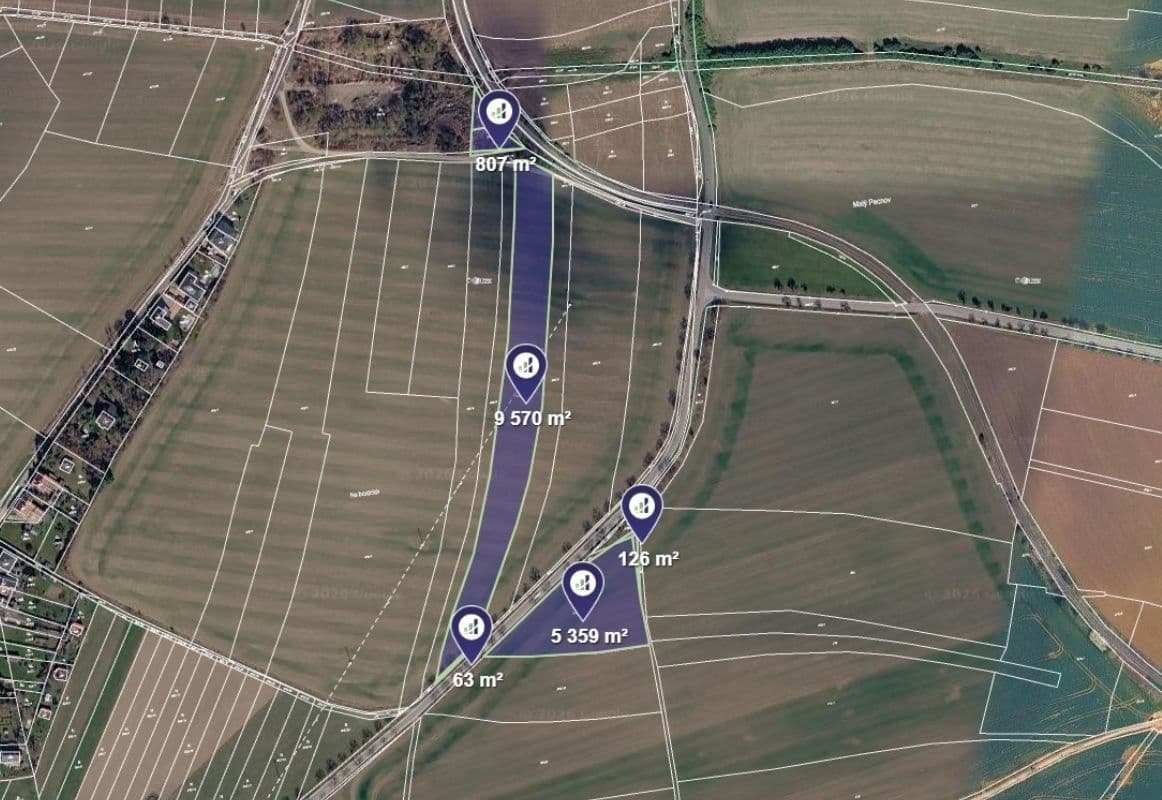 Predaj pozemku 15.928 m², Nučice, Středočeský kraj Predaj pozemku 15.928 m², Nučice, Středočeský kraj