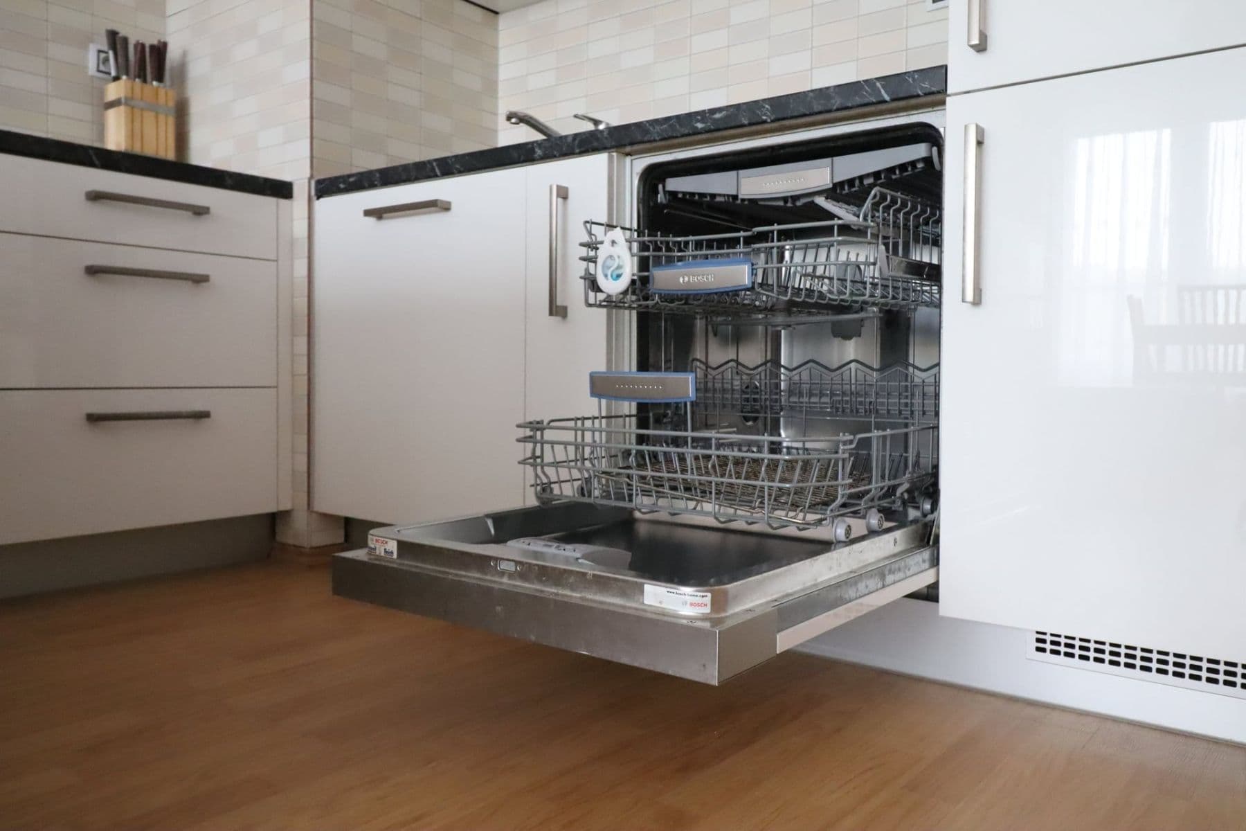 Prenájom bytu 3-izbový 71 m², Chlebovická, Praha, Praha Prenájom bytu 3-izbový 71 m², Chlebovická, Praha, Praha