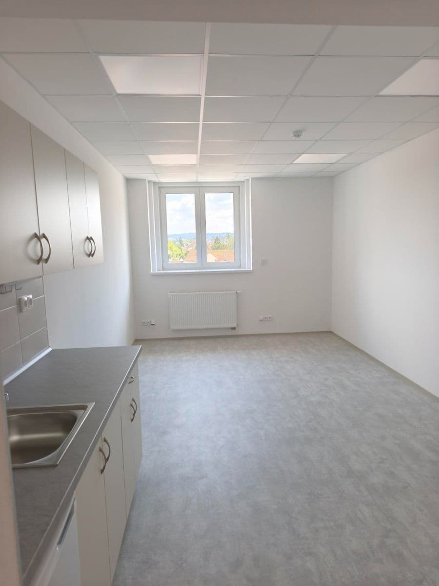 Prenájom nebytového priestoru 71 m², Tyršova, Sedlčany, Středočeský kraj Prenájom nebytového priestoru 71 m², Tyršova, Sedlčany, Středočeský kraj