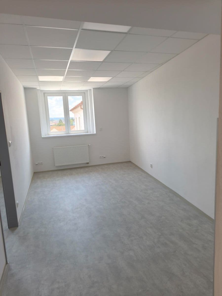 Prenájom nebytového priestoru 71 m², Tyršova, Sedlčany, Středočeský kraj Prenájom nebytového priestoru 71 m², Tyršova, Sedlčany, Středočeský kraj