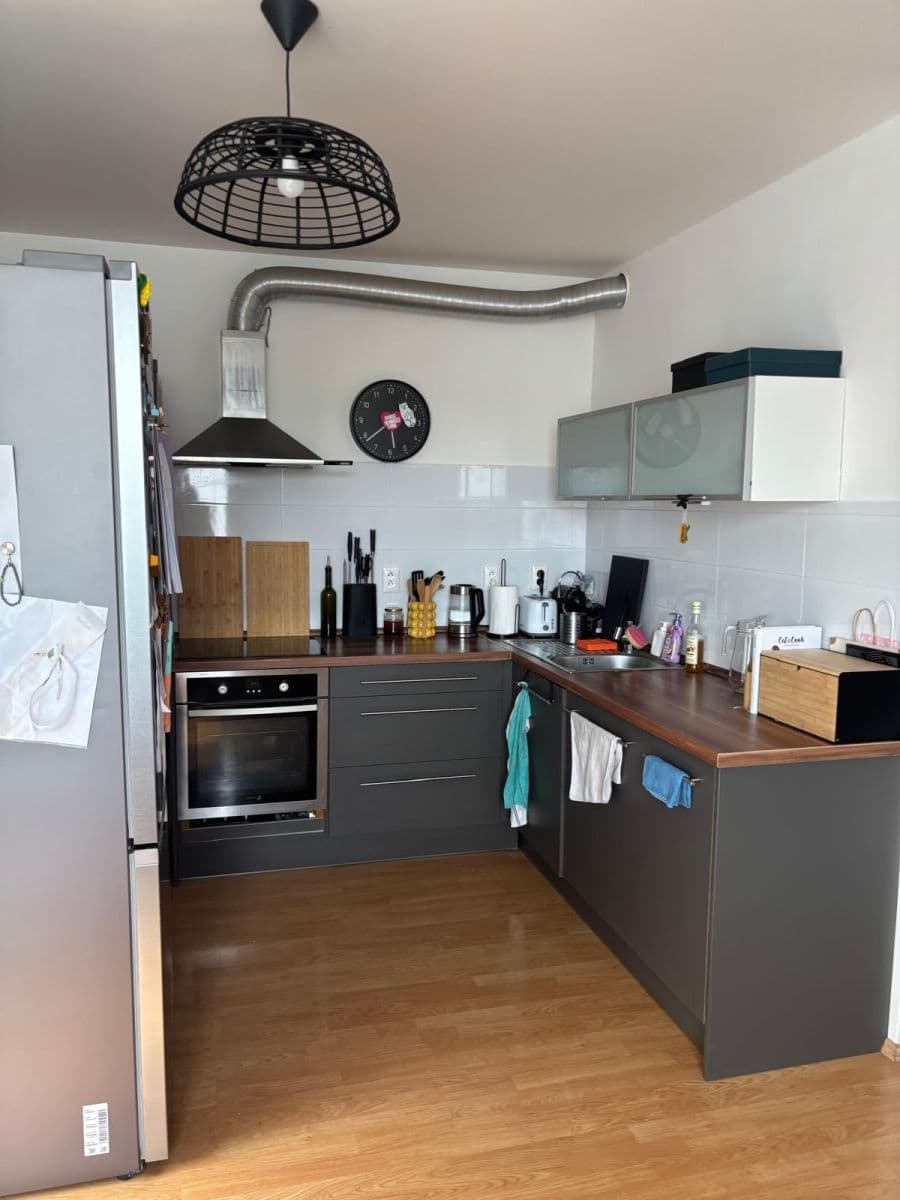 Prenájom bytu 2-izbový 58 m², Jurkovičova, Praha, Praha Prenájom bytu 2-izbový 58 m², Jurkovičova, Praha, Praha