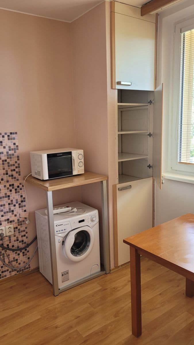 Prenájom bytu 1-izbový 35 m², Pastviny, Brno, Jihomoravský kraj Prenájom bytu 1-izbový 35 m², Pastviny, Brno, Jihomoravský kraj