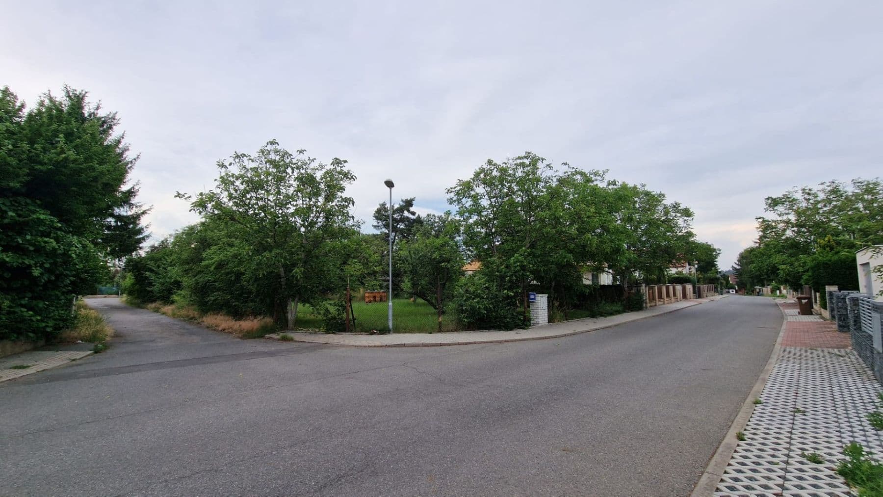 Predaj pozemku 672 m², Roztoky, Středočeský kraj Predaj pozemku 672 m², Roztoky, Středočeský kraj