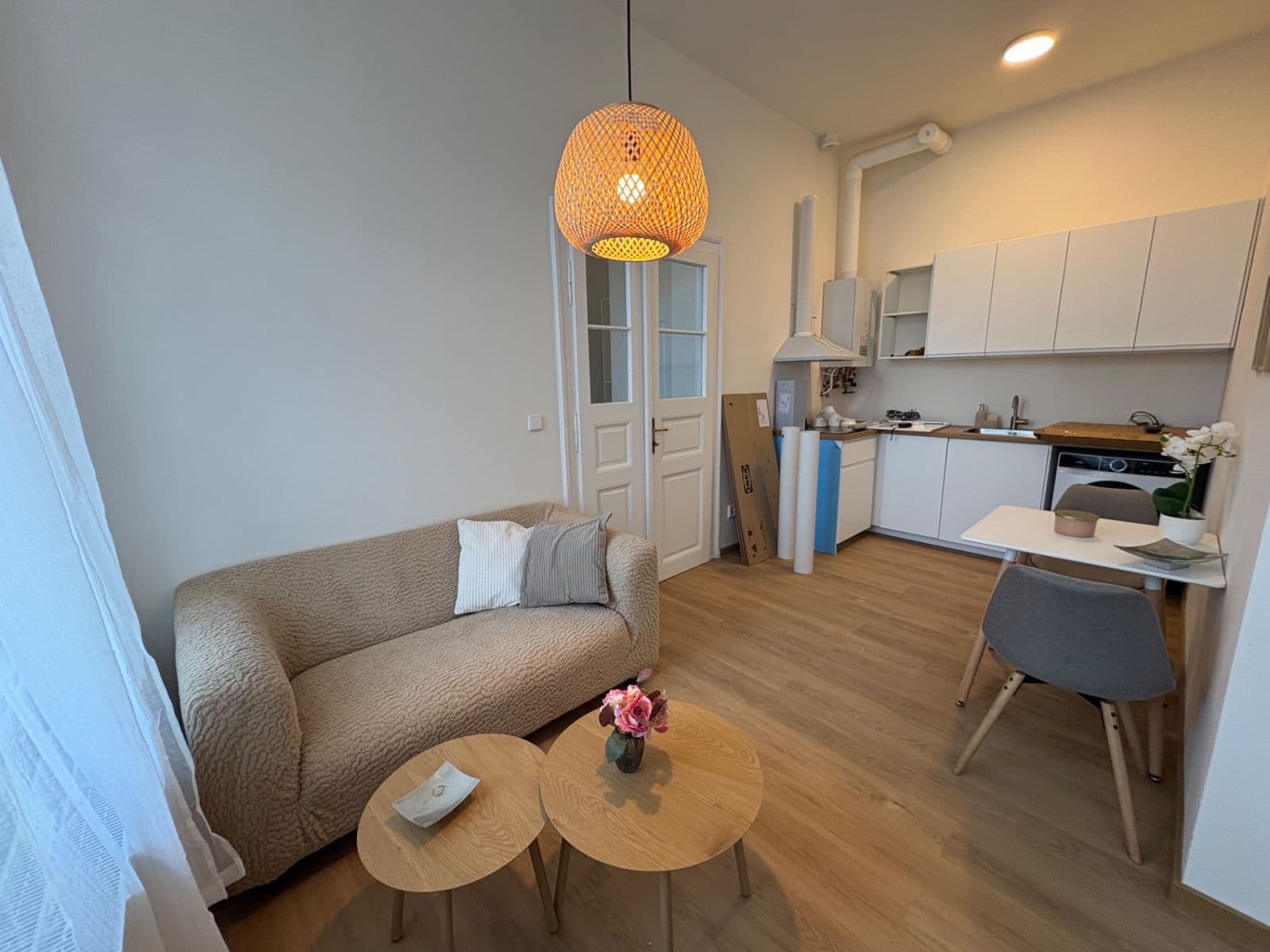 Prenájom bytu 2-izbový 42 m², Poštovní, Rakovník, Středočeský kraj Prenájom bytu 2-izbový 42 m², Poštovní, Rakovník, Středočeský kraj