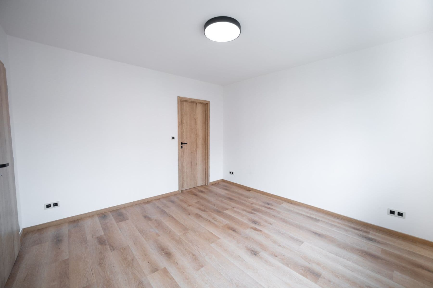 Predaj bytu 3-izbový 60 m², Ke Kukačce, Plzeň, Plzeňský kraj Predaj bytu 3-izbový 60 m², Ke Kukačce, Plzeň, Plzeňský kraj