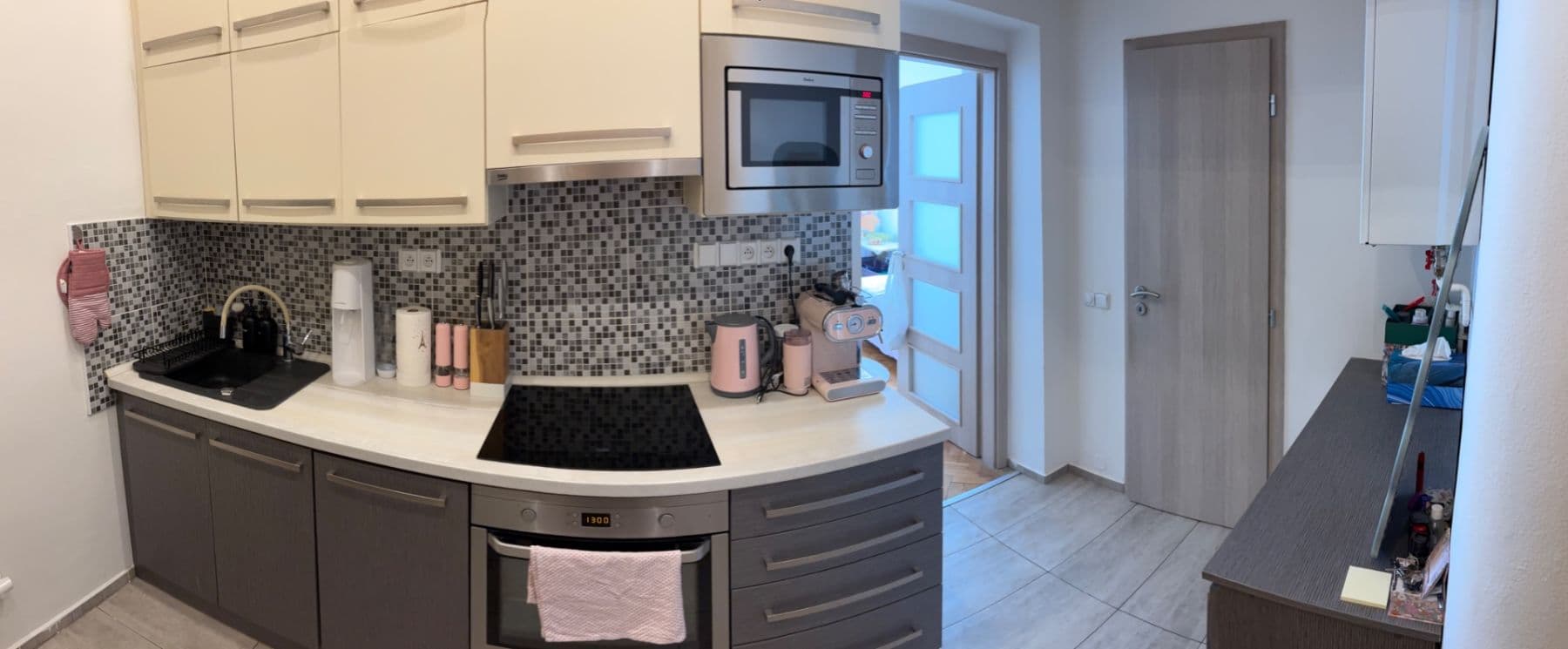 Prenájom bytu 1-izbový 30 m², Žitomírská, Praha, Praha Prenájom bytu 1-izbový 30 m², Žitomírská, Praha, Praha