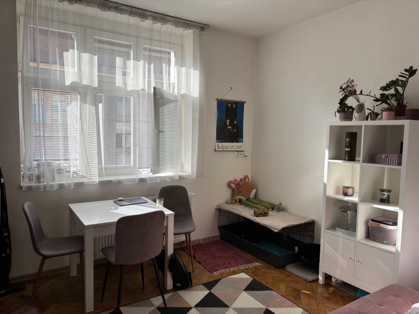 Prenájom bytu 1-izbový 30 m², Žitomírská, Praha, Praha Prenájom bytu 1-izbový 30 m², Žitomírská, Praha, Praha