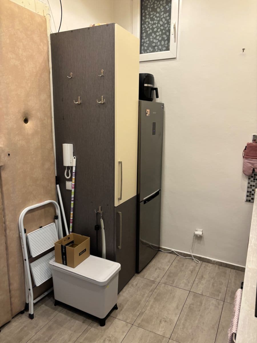 Prenájom bytu 1-izbový 30 m², Žitomírská, Praha, Praha Prenájom bytu 1-izbový 30 m², Žitomírská, Praha, Praha