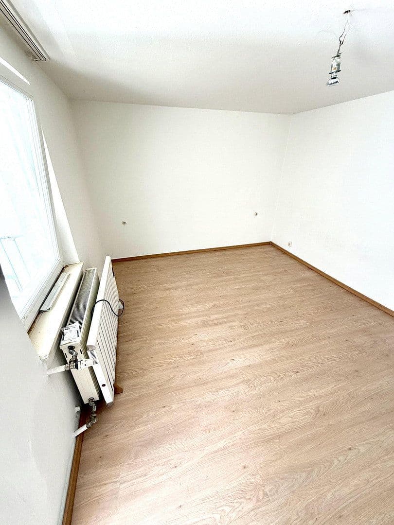 Prenájom bytu 1-izbový 20 m², Kaiserstraße 41, Friedberg (Hessen), Hesensko Prenájom bytu 1-izbový 20 m², Kaiserstraße 41, Friedberg (Hessen), Hesensko