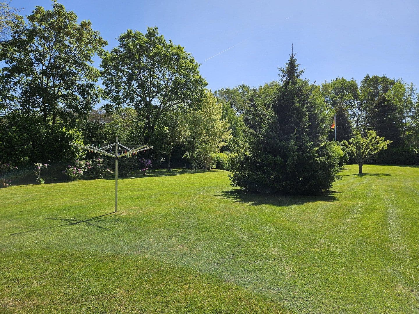Predaj domu 243 m², pozemek 3.556 m², Barver, Dolné Sasko Predaj domu 243 m², pozemek 3.556 m², Barver, Dolné Sasko