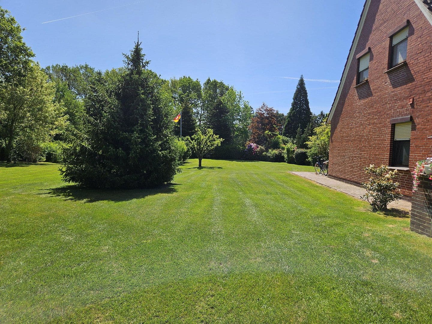 Predaj domu 243 m², pozemek 3.556 m², Barver, Dolné Sasko Predaj domu 243 m², pozemek 3.556 m², Barver, Dolné Sasko
