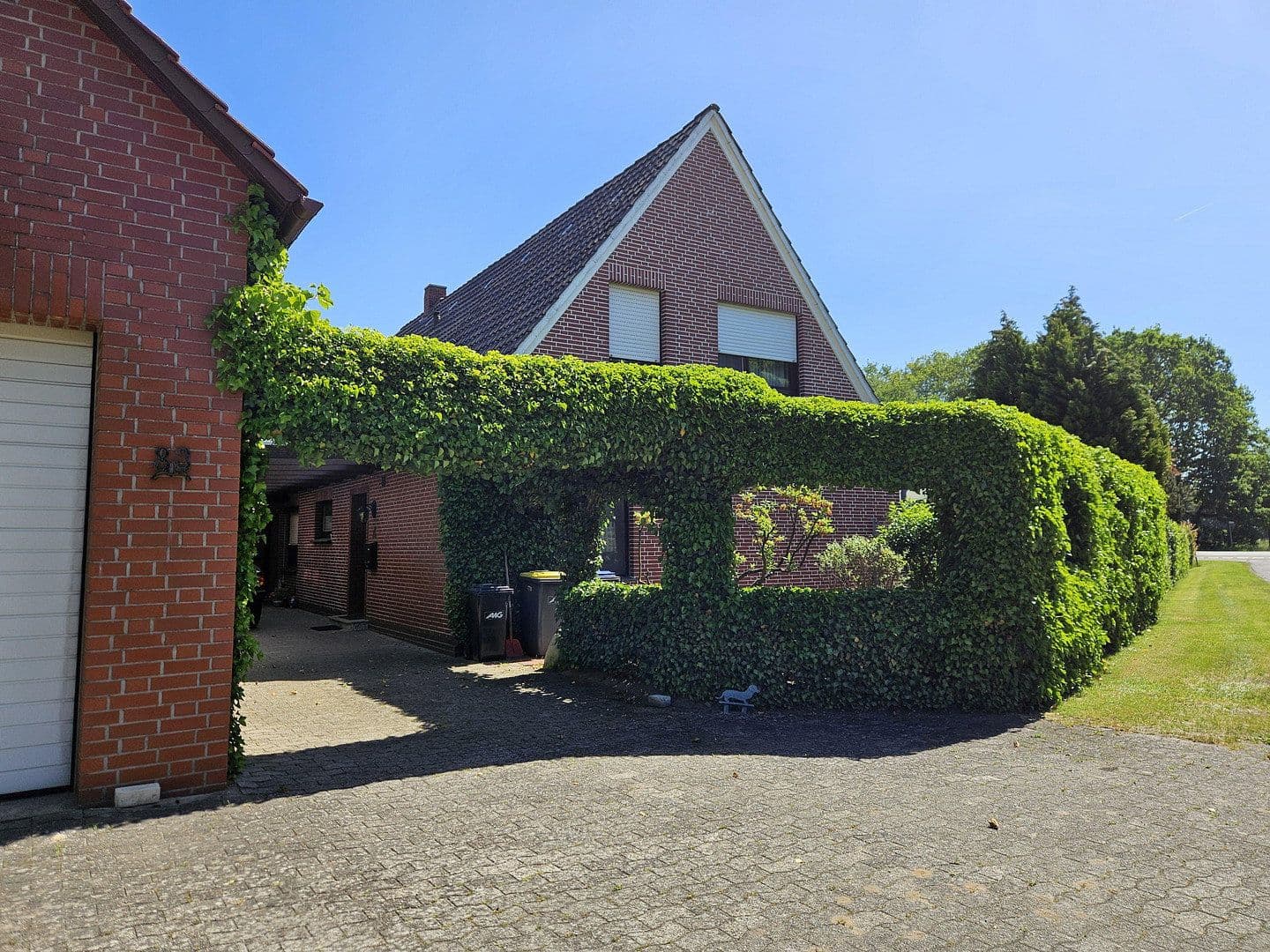 Predaj domu 243 m², pozemek 3.556 m², Barver, Dolné Sasko Predaj domu 243 m², pozemek 3.556 m², Barver, Dolné Sasko