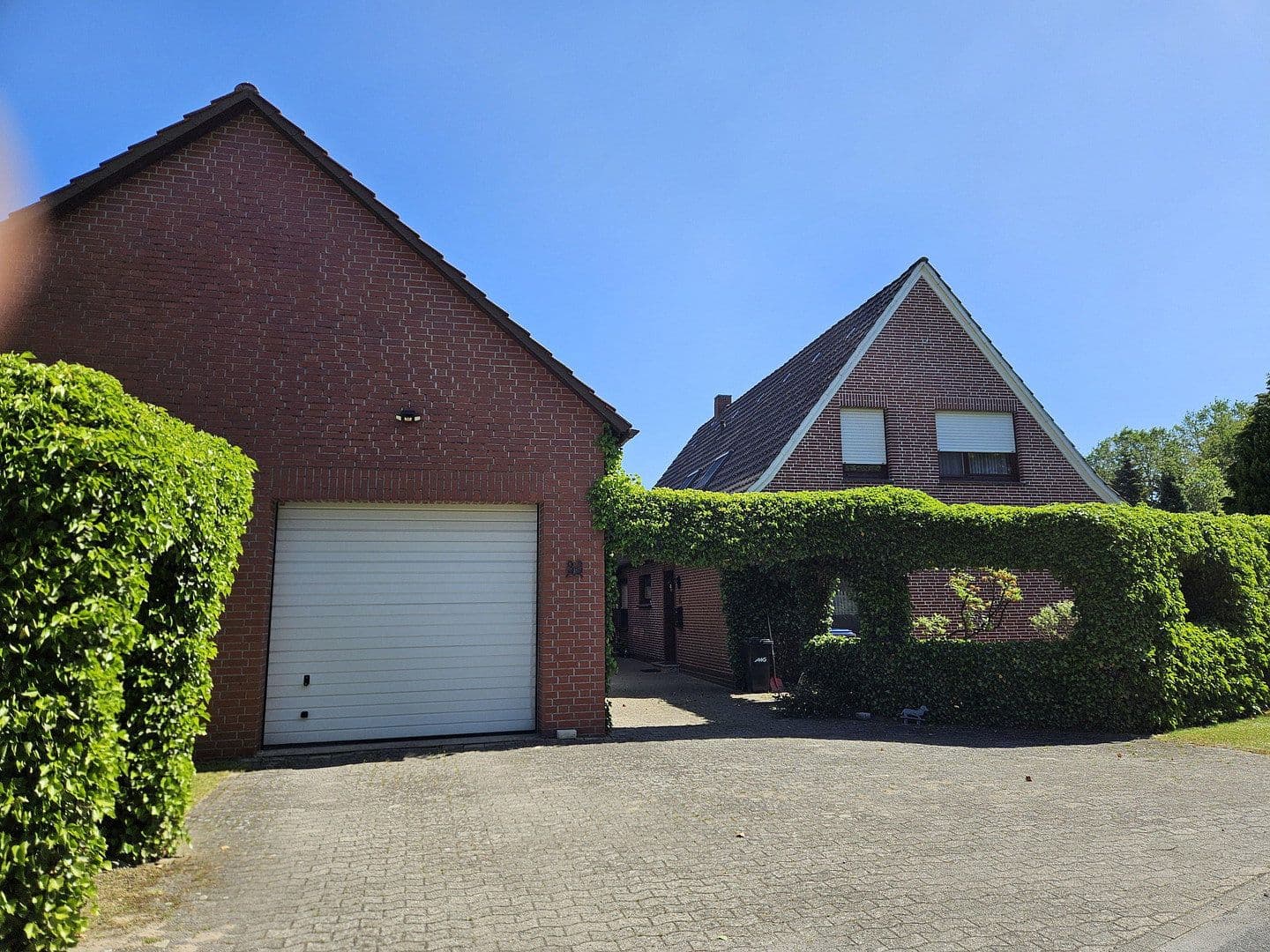 Predaj domu 243 m², pozemek 3.556 m², Barver, Dolné Sasko Predaj domu 243 m², pozemek 3.556 m², Barver, Dolné Sasko
