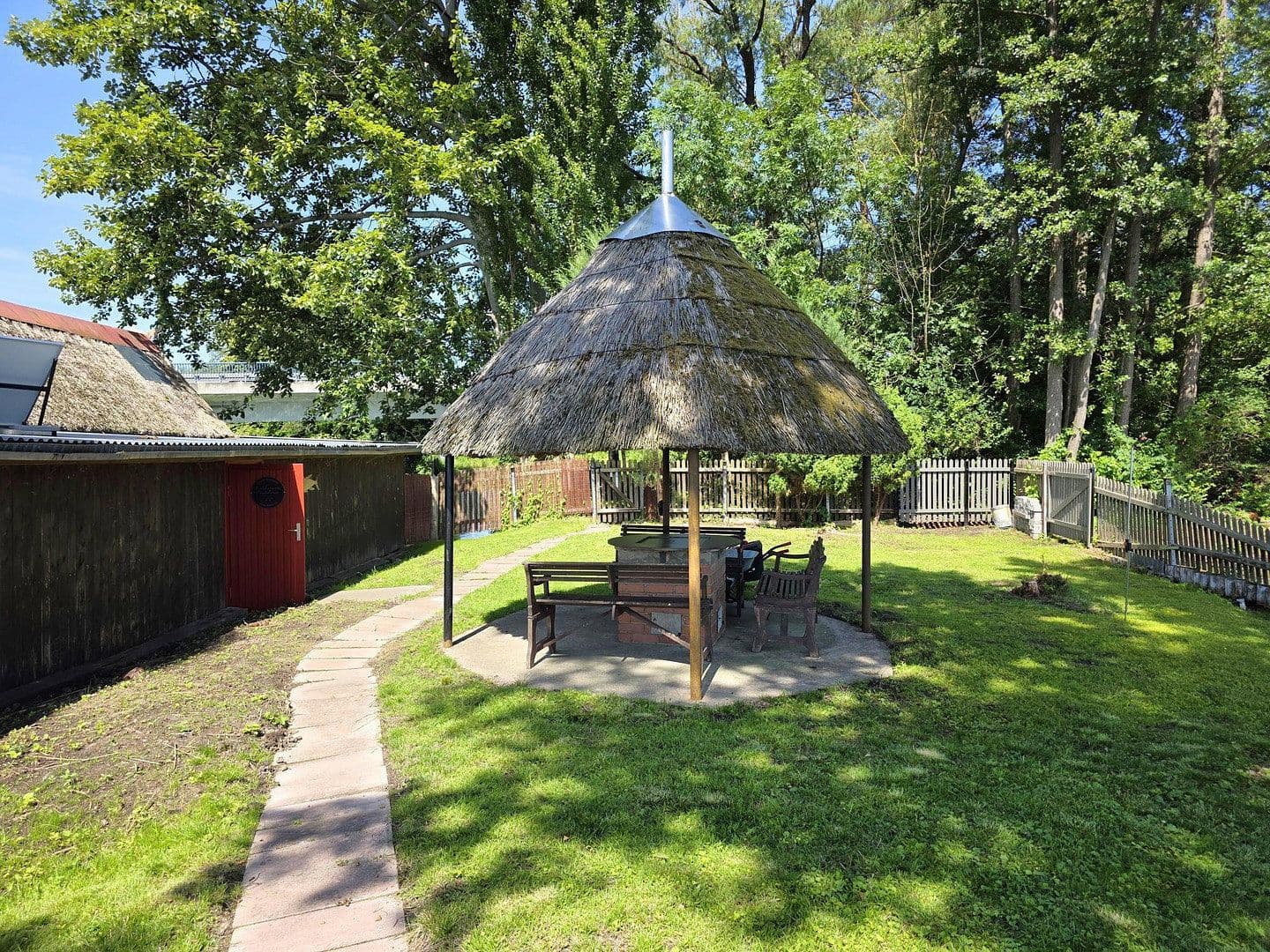 Predaj domu 10 m², pozemek 924 m², Schwerin, Meklenbursko-Predpomoransko Predaj domu 10 m², pozemek 924 m², Schwerin, Meklenbursko-Predpomoransko