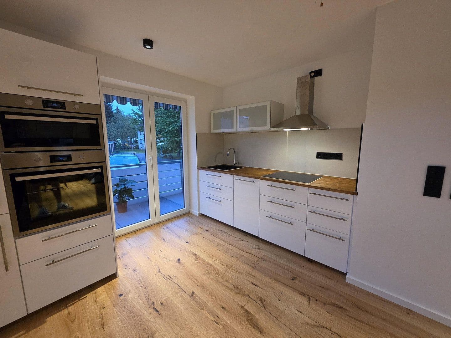 Predaj bytu 2-izbový 60 m², Bad Neuenahr-Ahrweiler, Porýnie-Falcko Predaj bytu 2-izbový 60 m², Bad Neuenahr-Ahrweiler, Porýnie-Falcko