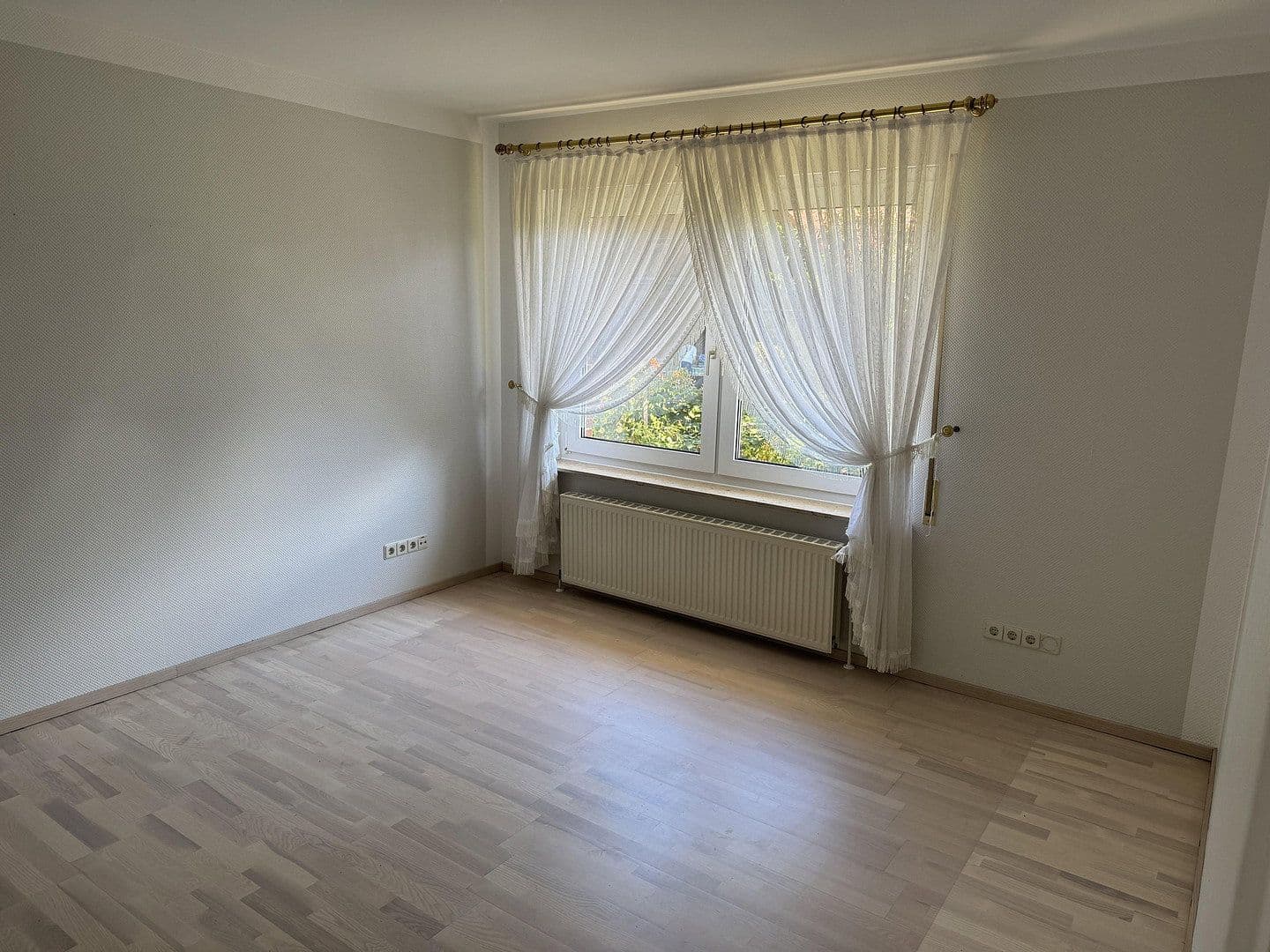 Predaj domu 135 m², pozemek 778 m², Burgwedel, Dolné Sasko Predaj domu 135 m², pozemek 778 m², Burgwedel, Dolné Sasko