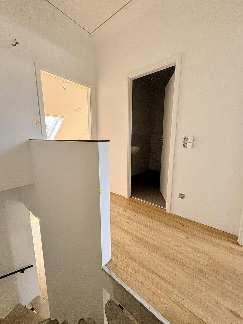 Prenájom domu 145 m², pozemek 115 m², Lilienstrasse 29., Stein, Bavorsko Prenájom domu 145 m², pozemek 115 m², Lilienstrasse 29., Stein, Bavorsko