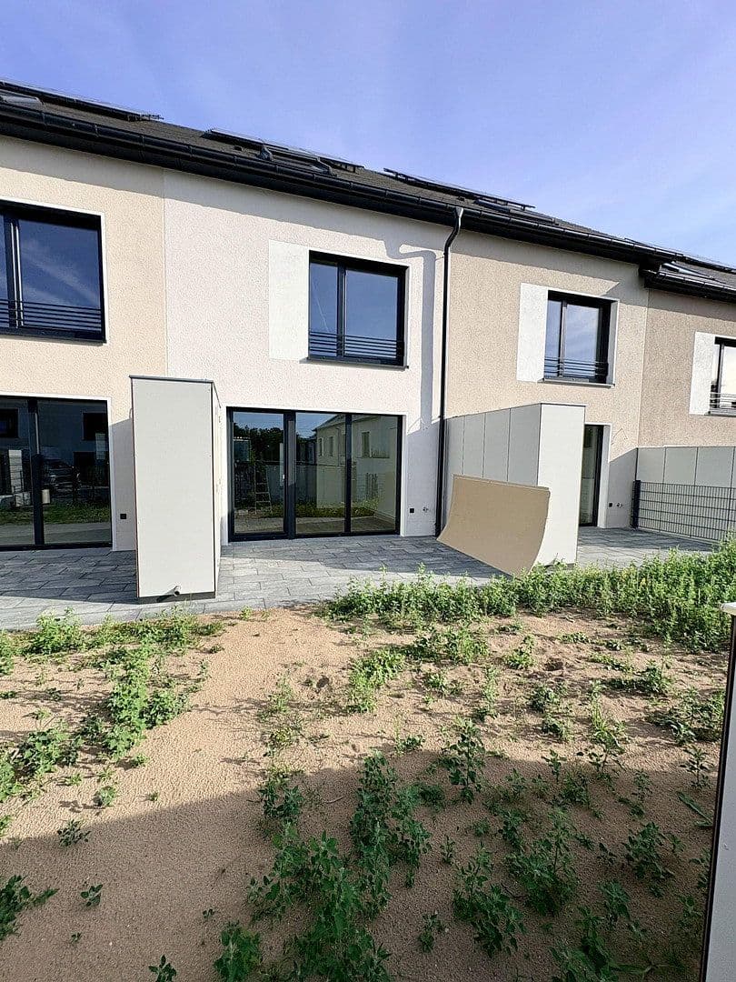 Prenájom domu 145 m², pozemek 115 m², Lilienstrasse 29., Stein, Bavorsko Prenájom domu 145 m², pozemek 115 m², Lilienstrasse 29., Stein, Bavorsko