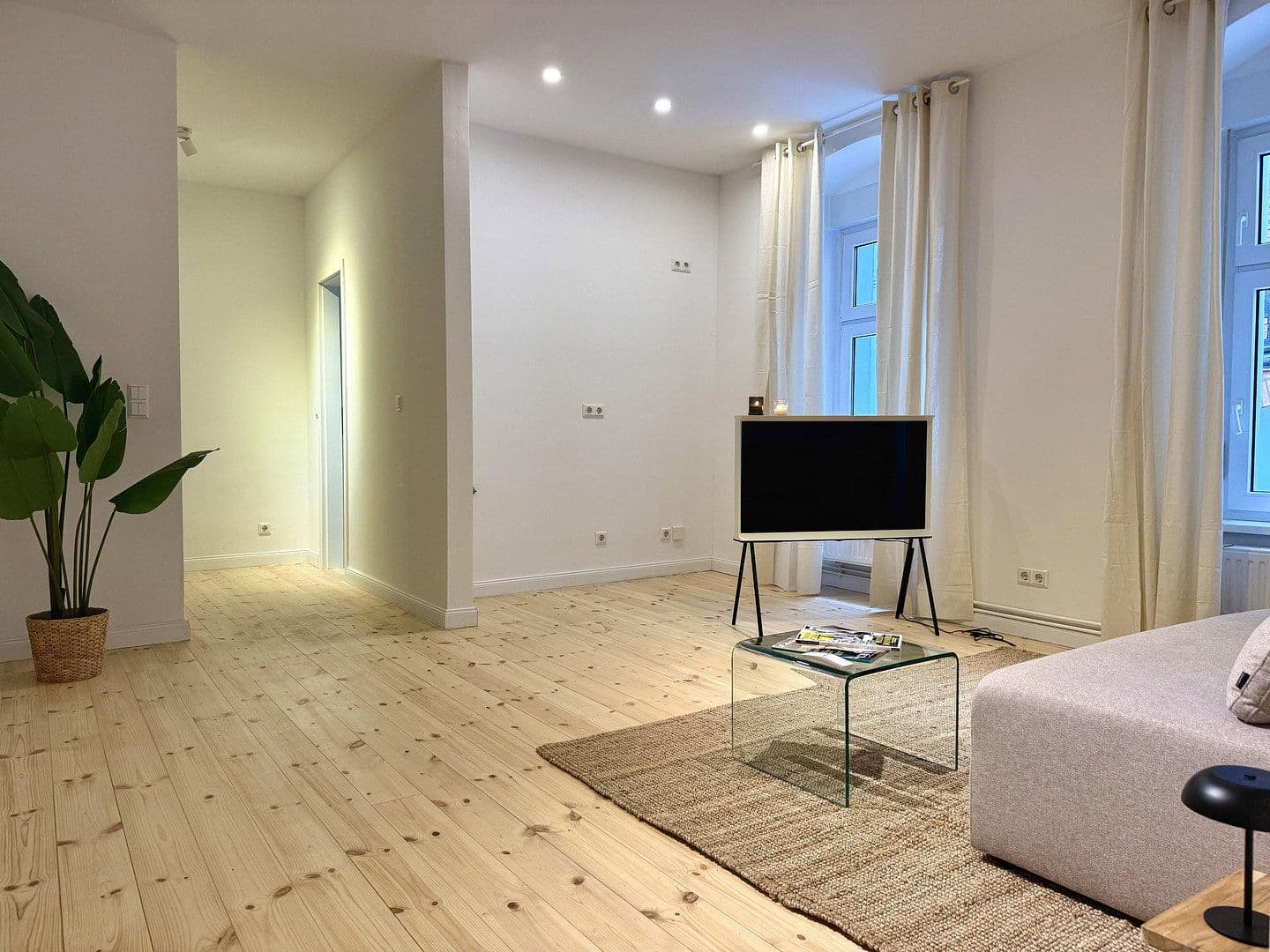 Predaj bytu 2-izbový 40 m², Berlin, Berlín Predaj bytu 2-izbový 40 m², Berlin, Berlín