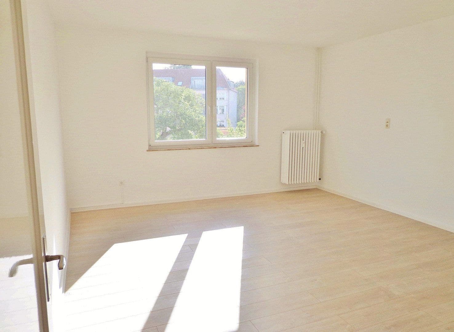 Prenájom bytu 6-izbový 156 m², Hildesheim, Dolné Sasko Prenájom bytu 6-izbový 156 m², Hildesheim, Dolné Sasko