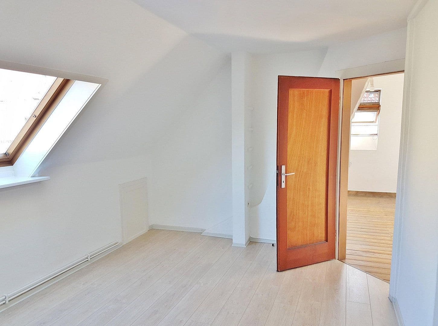 Prenájom bytu 6-izbový 156 m², Hildesheim, Dolné Sasko Prenájom bytu 6-izbový 156 m², Hildesheim, Dolné Sasko