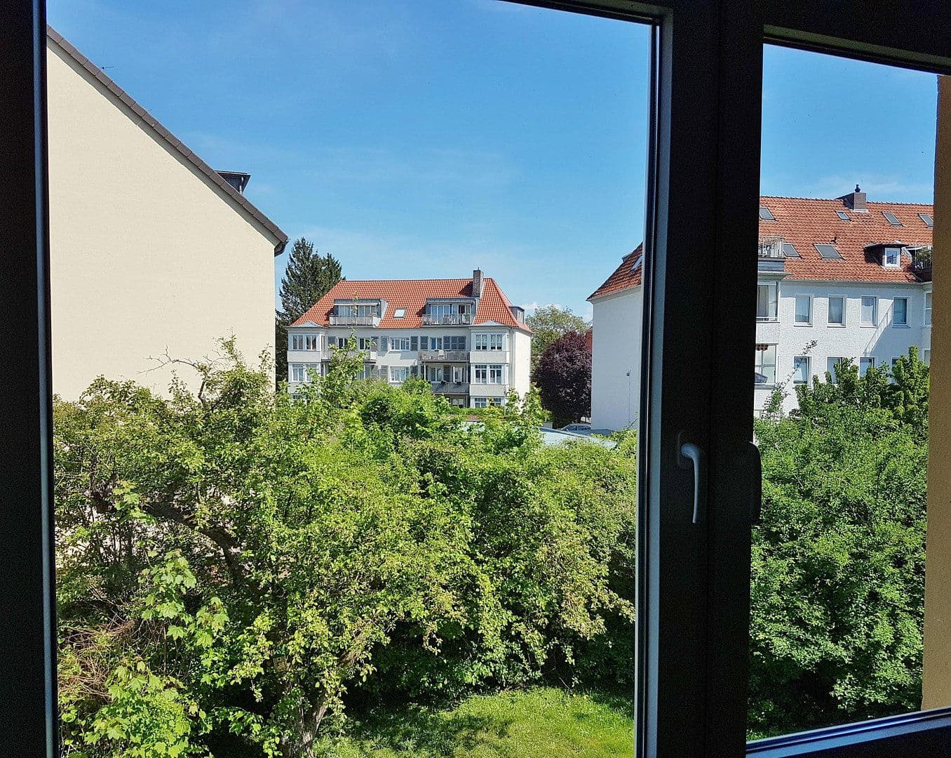 Prenájom bytu 6-izbový 156 m², Hildesheim, Dolné Sasko Prenájom bytu 6-izbový 156 m², Hildesheim, Dolné Sasko