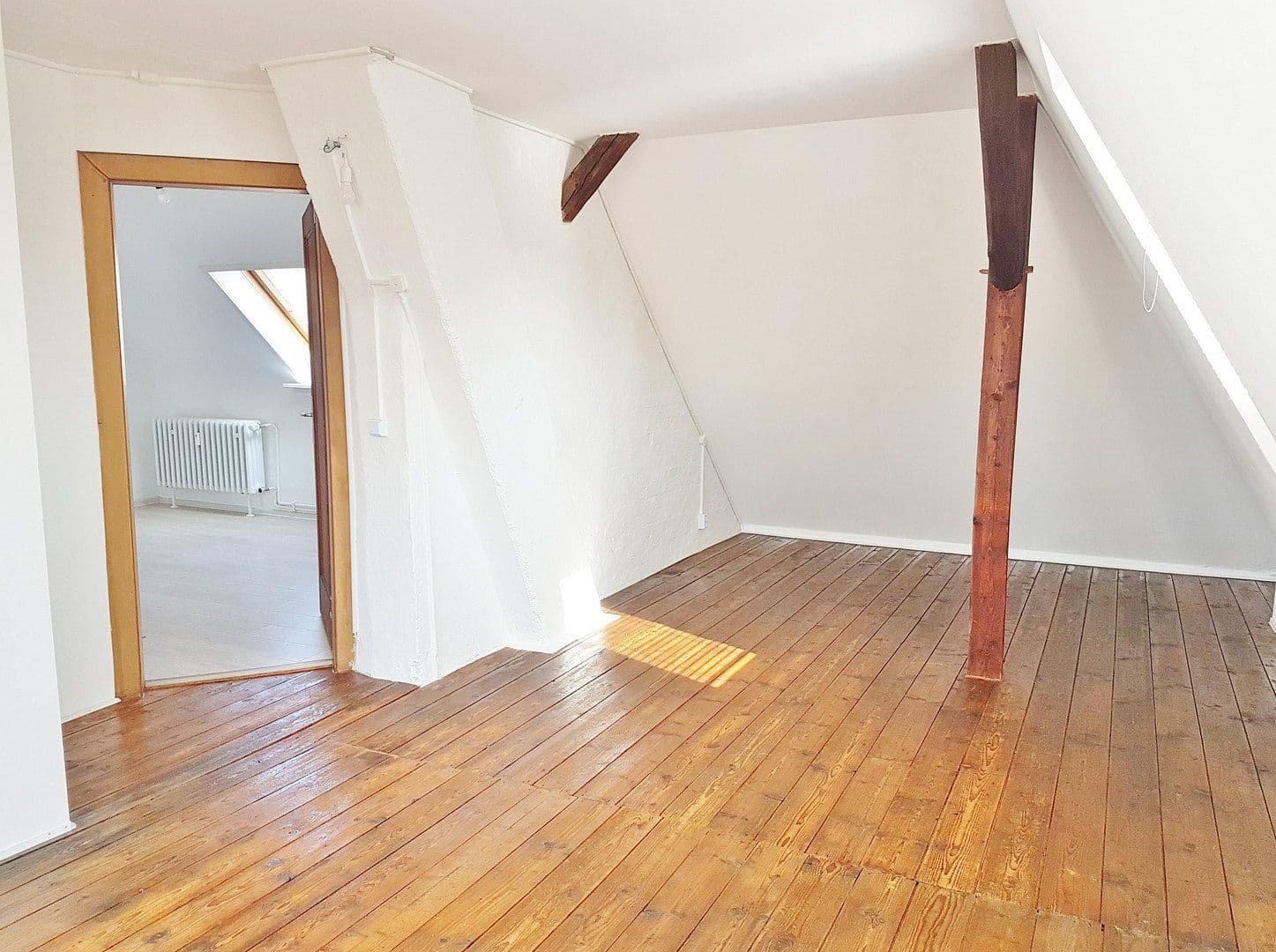 Prenájom bytu 6-izbový 156 m², Hildesheim, Dolné Sasko Prenájom bytu 6-izbový 156 m², Hildesheim, Dolné Sasko