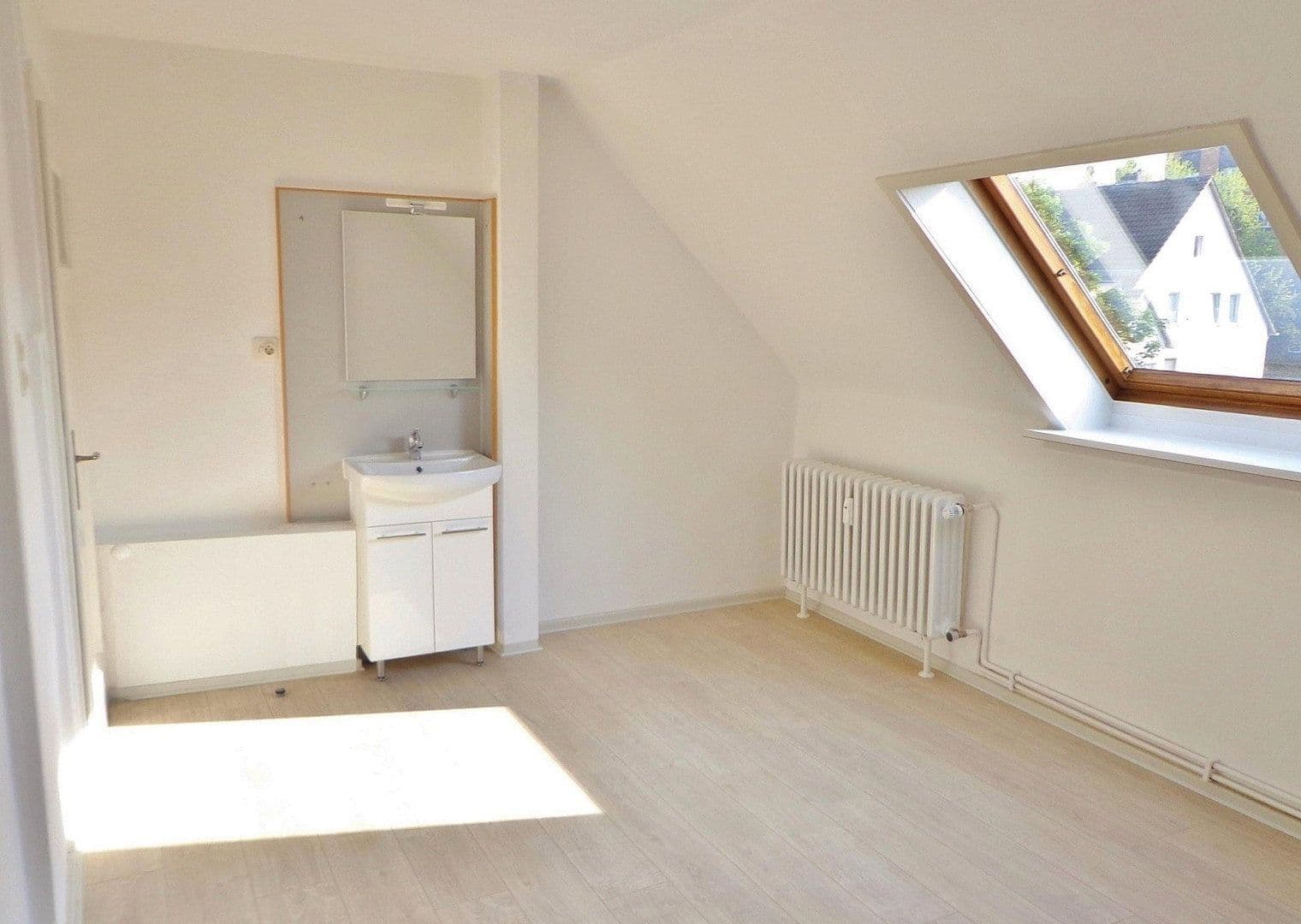 Prenájom bytu 6-izbový 156 m², Hildesheim, Dolné Sasko Prenájom bytu 6-izbový 156 m², Hildesheim, Dolné Sasko