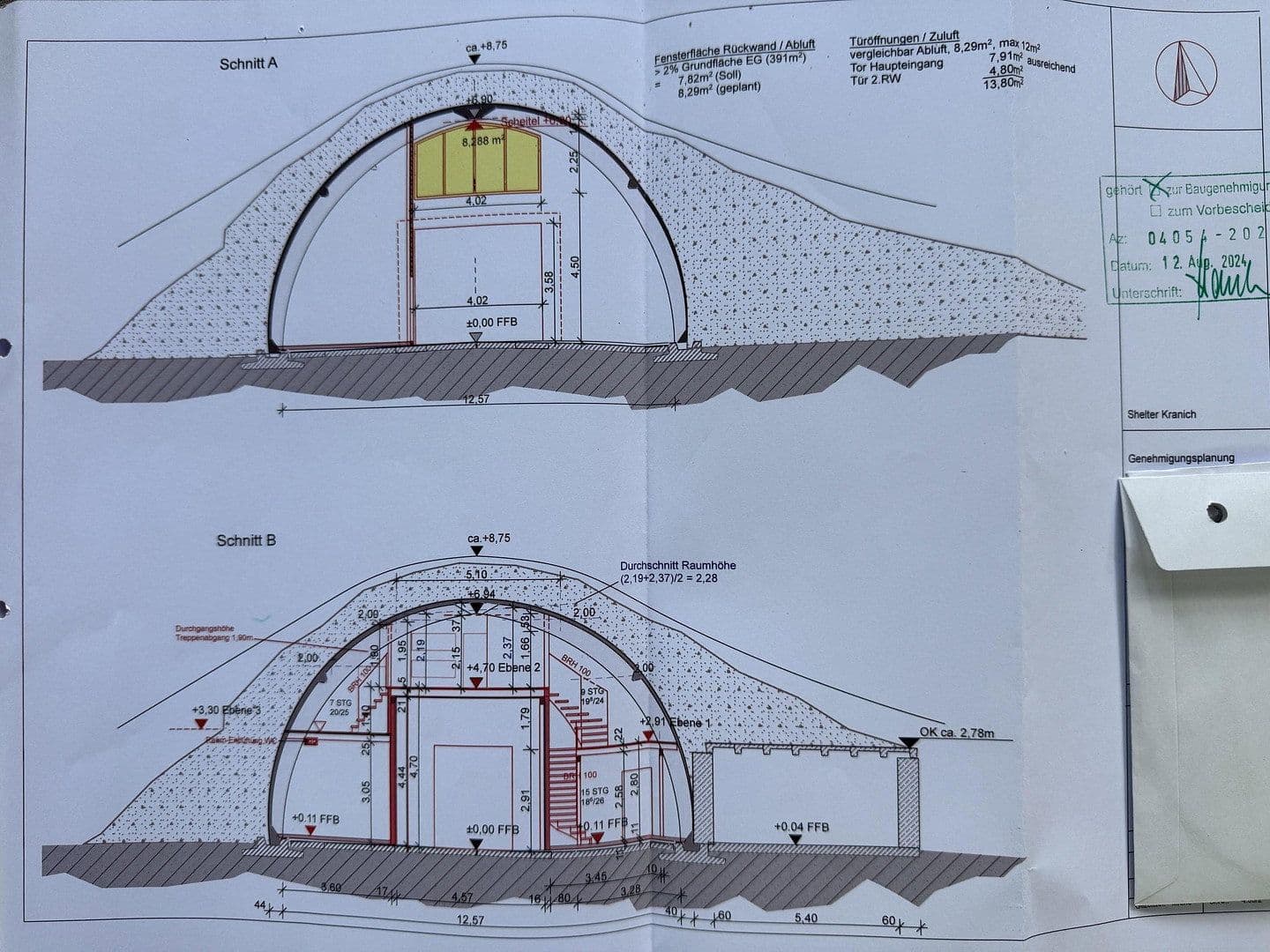 Predaj nebytového priestoru 5.404 m², Zur Alten Landebahn 8, Neuhardenberg, Brandenbursko Predaj nebytového priestoru 5.404 m², Zur Alten Landebahn 8, Neuhardenberg, Brandenbursko