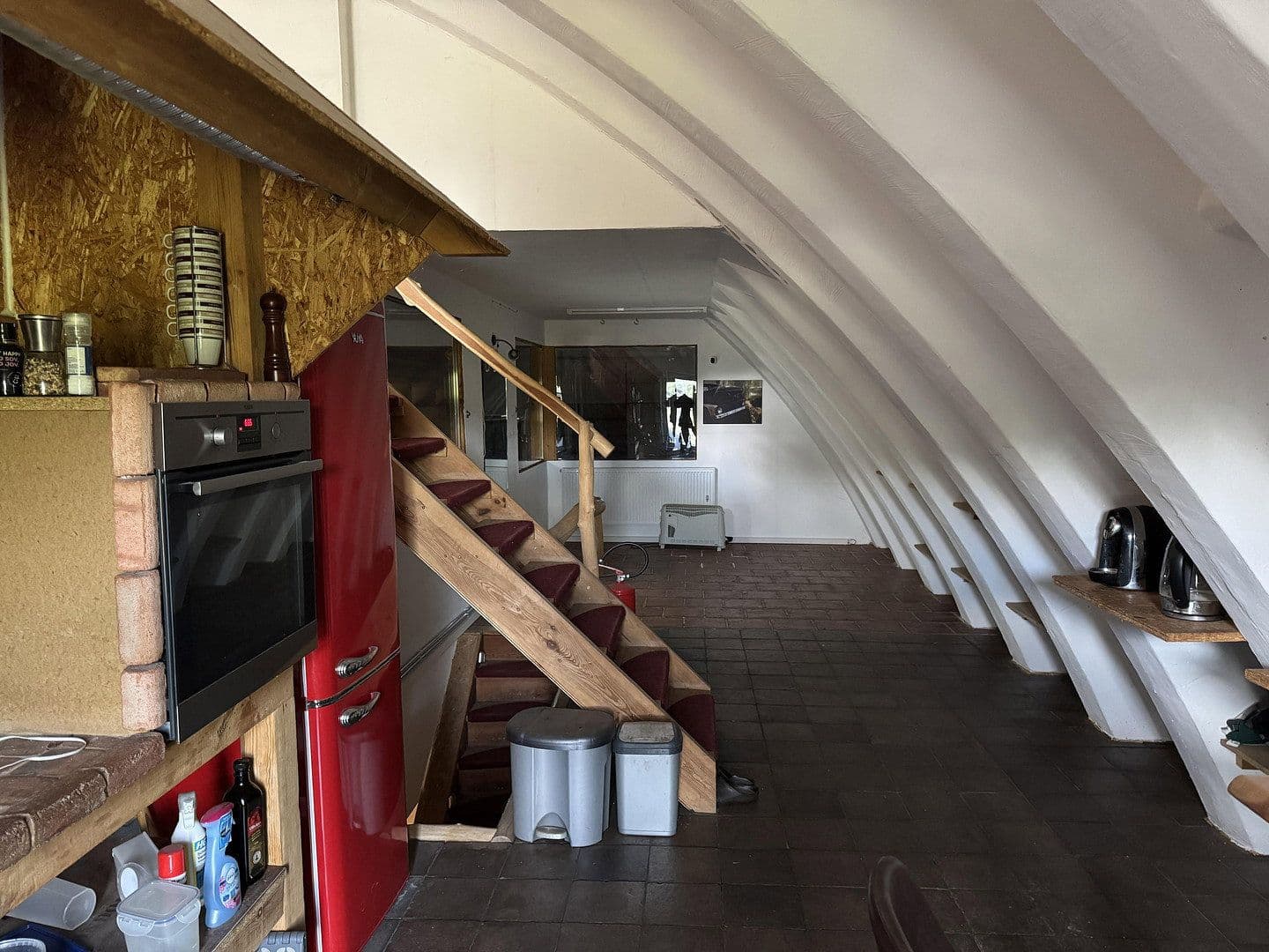 Predaj nebytového priestoru 5.404 m², Zur Alten Landebahn 8, Neuhardenberg, Brandenbursko Predaj nebytového priestoru 5.404 m², Zur Alten Landebahn 8, Neuhardenberg, Brandenbursko