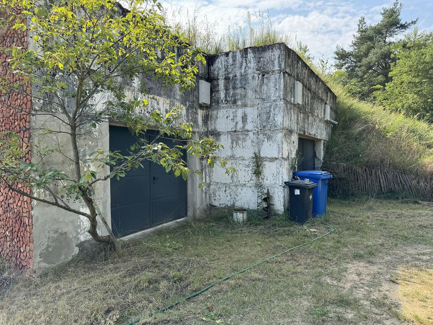 Predaj nebytového priestoru 5.404 m², Zur Alten Landebahn 8, Neuhardenberg, Brandenbursko Predaj nebytového priestoru 5.404 m², Zur Alten Landebahn 8, Neuhardenberg, Brandenbursko