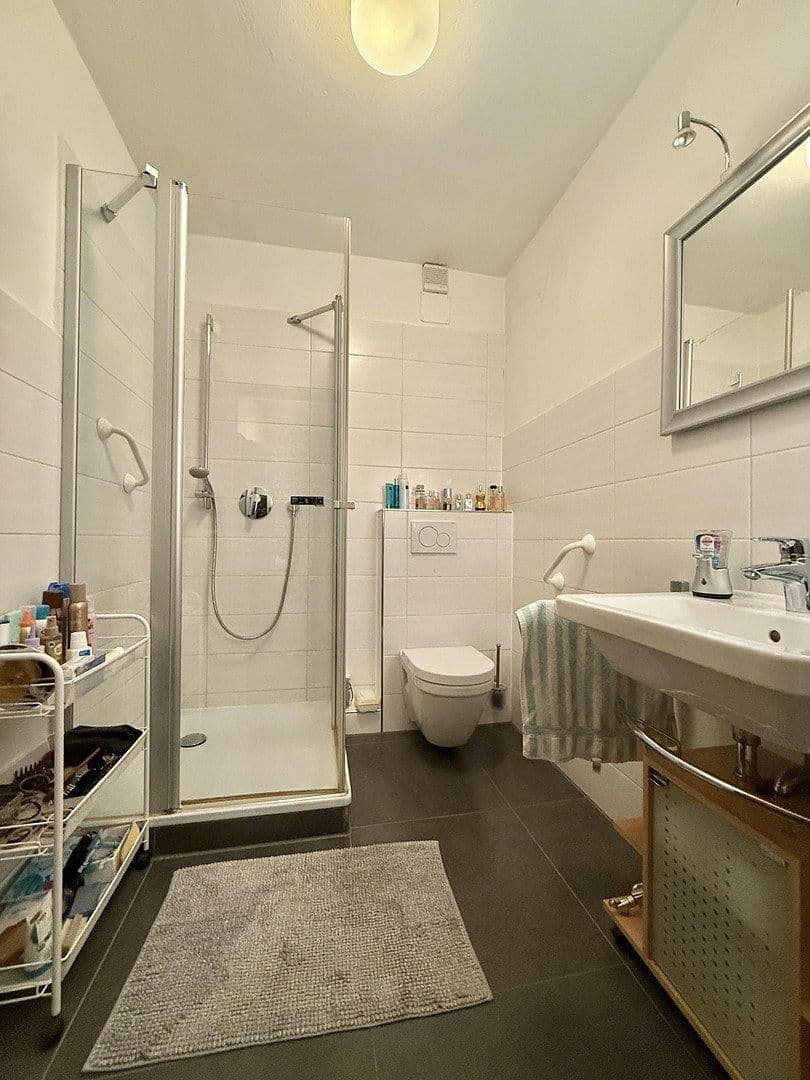 Predaj bytu 2-izbový 65 m², Düsseldorf, Severné Porýnie - Westfálsko Predaj bytu 2-izbový 65 m², Düsseldorf, Severné Porýnie - Westfálsko