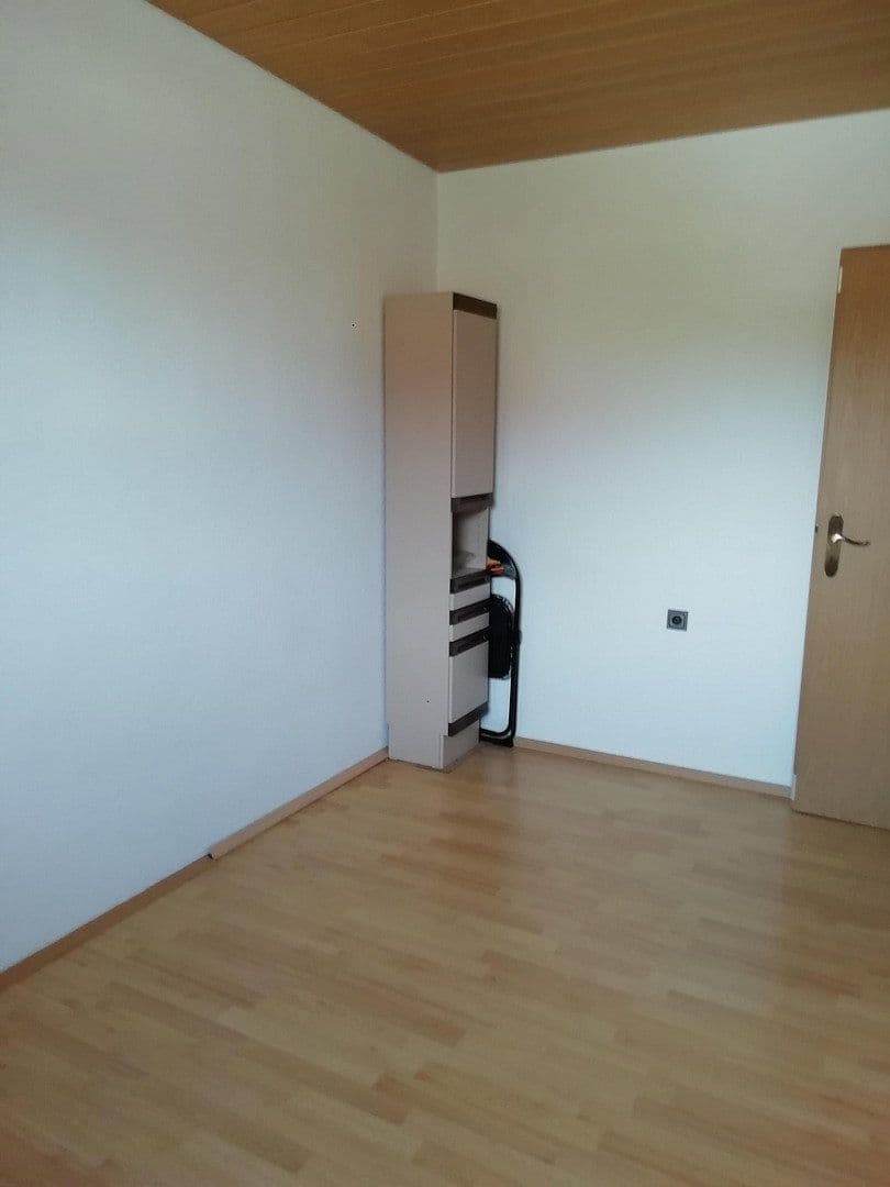 Predaj bytu 3-izbový 72 m², Reutlingen, Bádensko-Wurttembersko Predaj bytu 3-izbový 72 m², Reutlingen, Bádensko-Wurttembersko