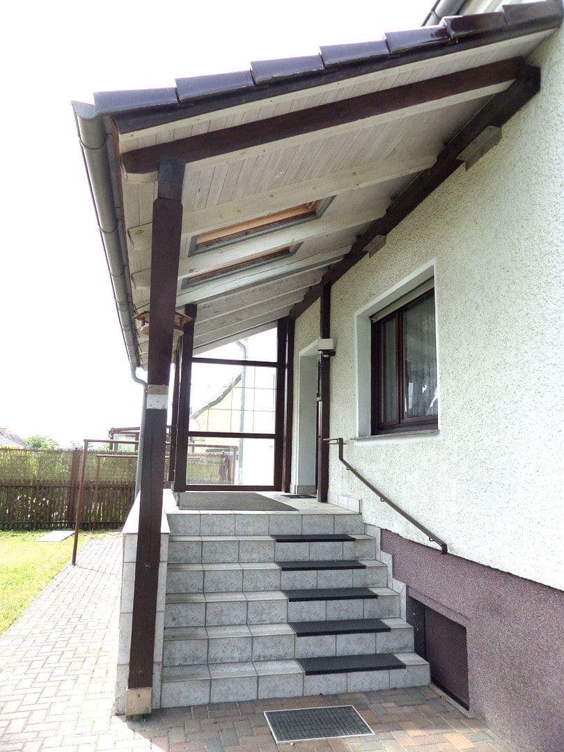 Predaj domu 131 m², pozemek 570 m², Lauchhammer, Brandenbursko Predaj domu 131 m², pozemek 570 m², Lauchhammer, Brandenbursko